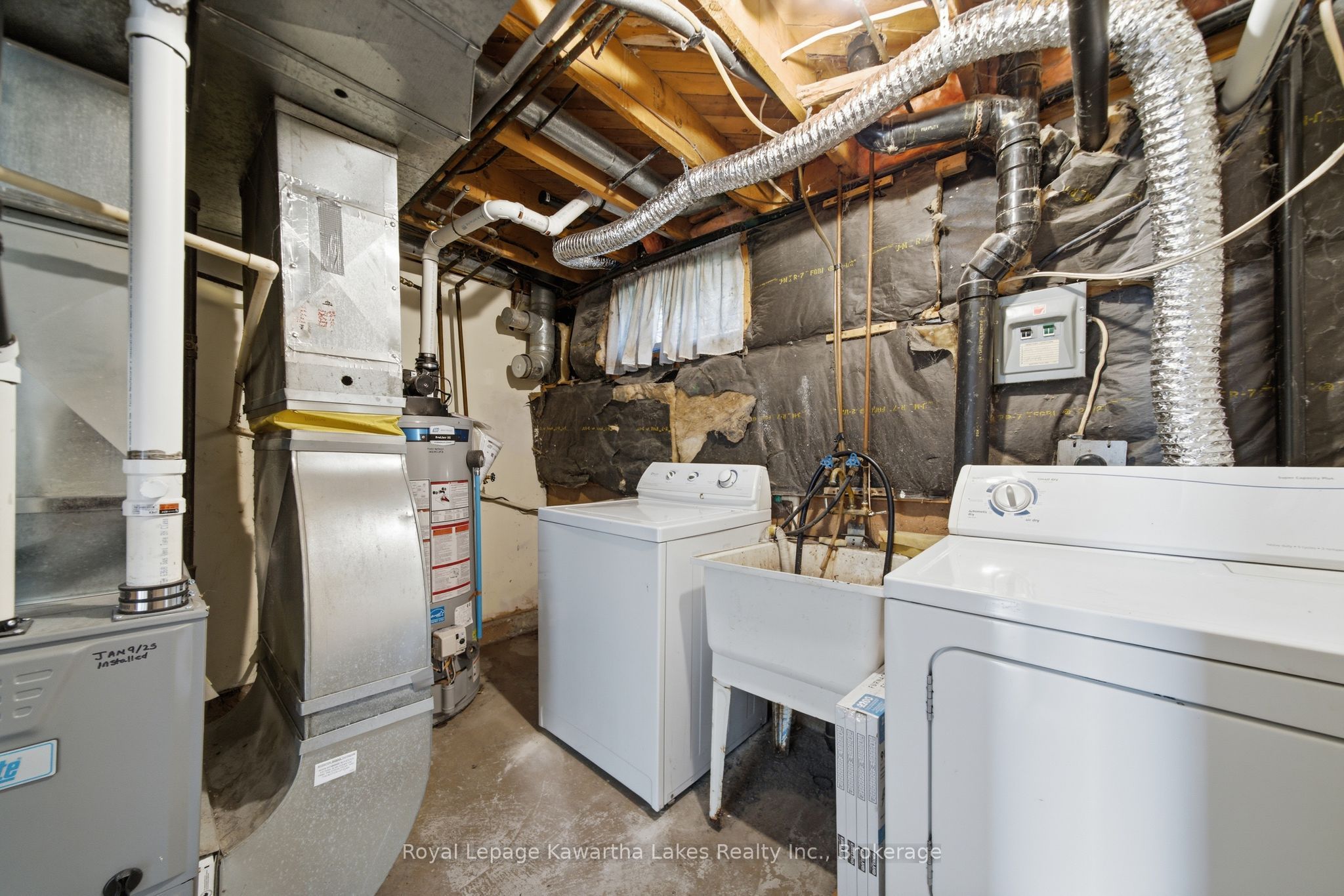 449 William Street N Property Photo 44