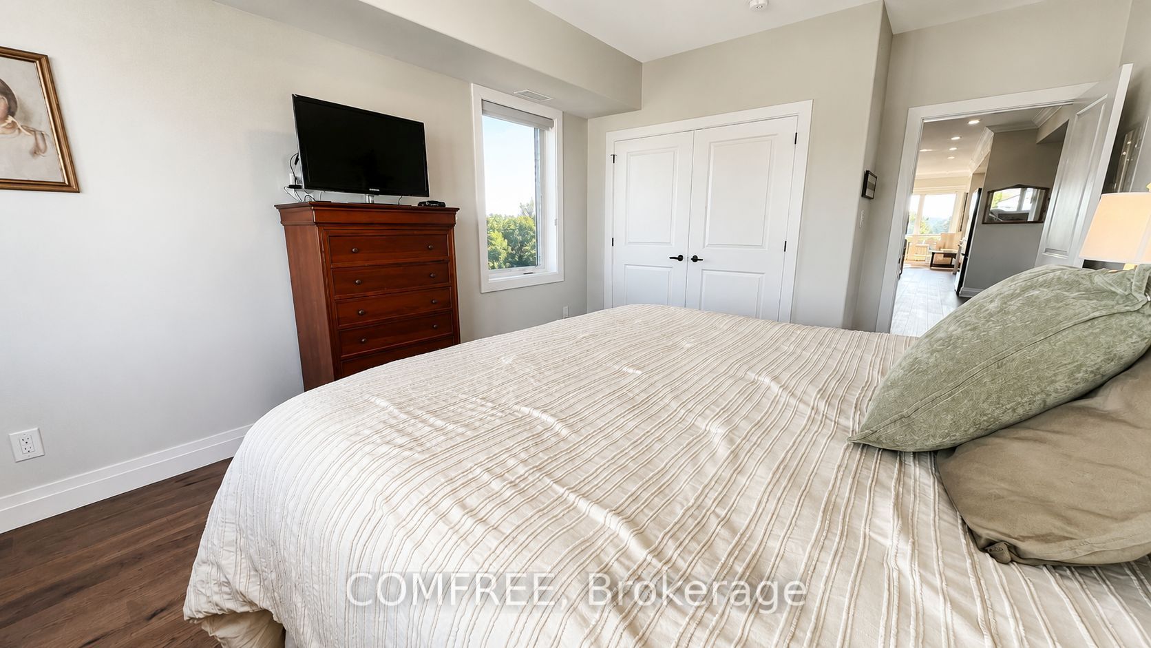 19 Hampton Lane 301 Property Photo 11