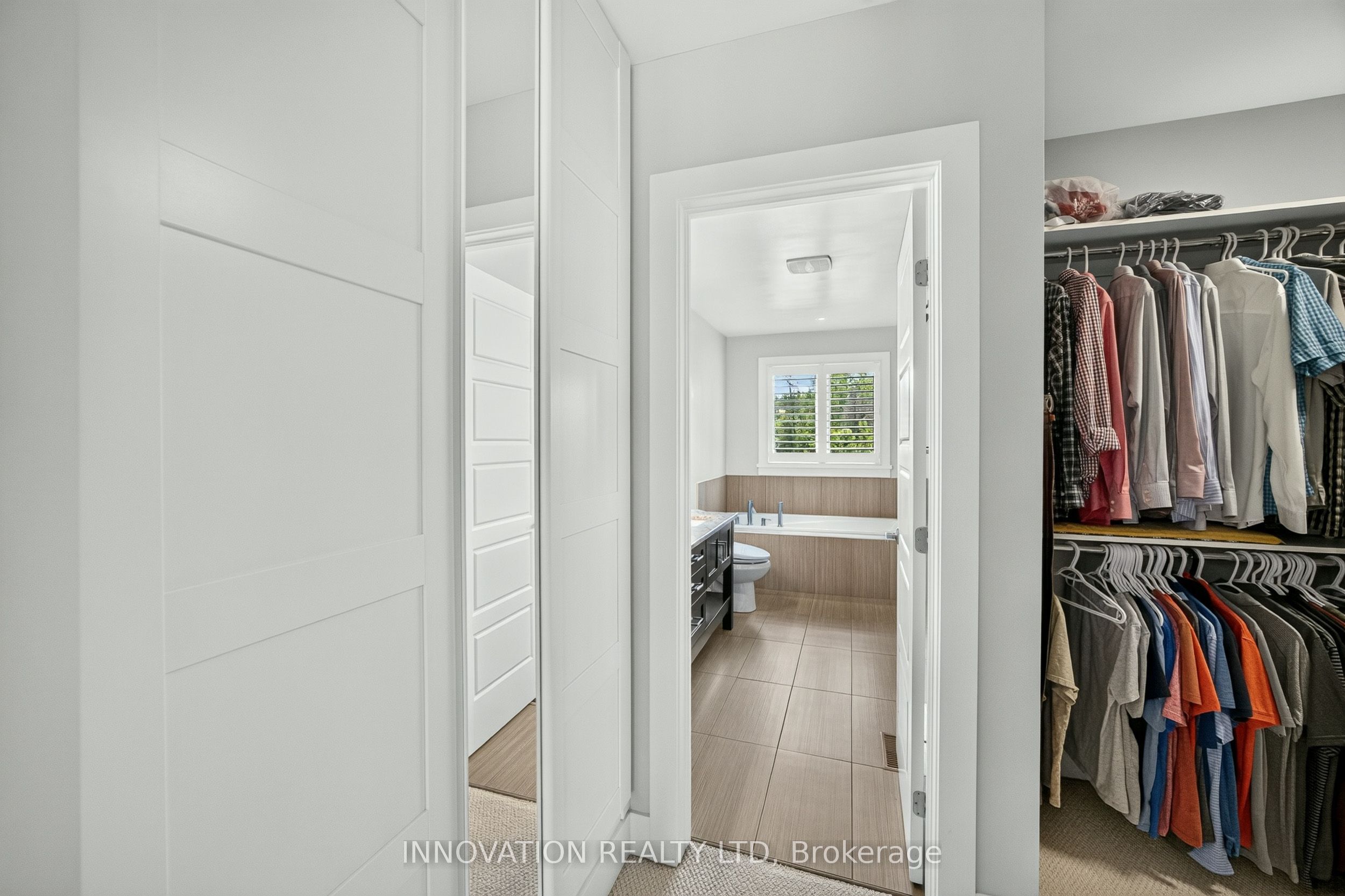 323 Silent Wood Grove Property Photo 25