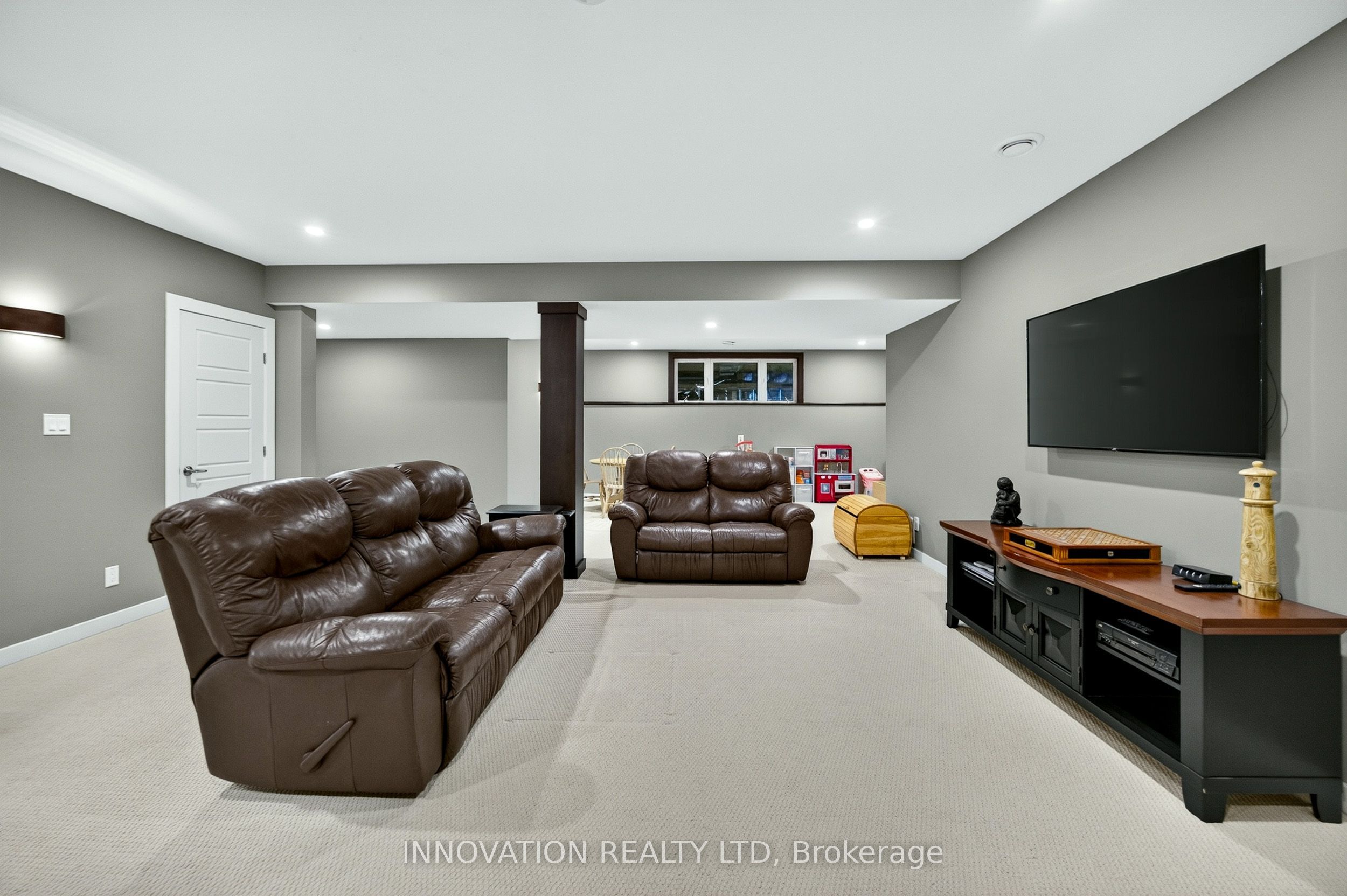 323 Silent Wood Grove Property Photo 33