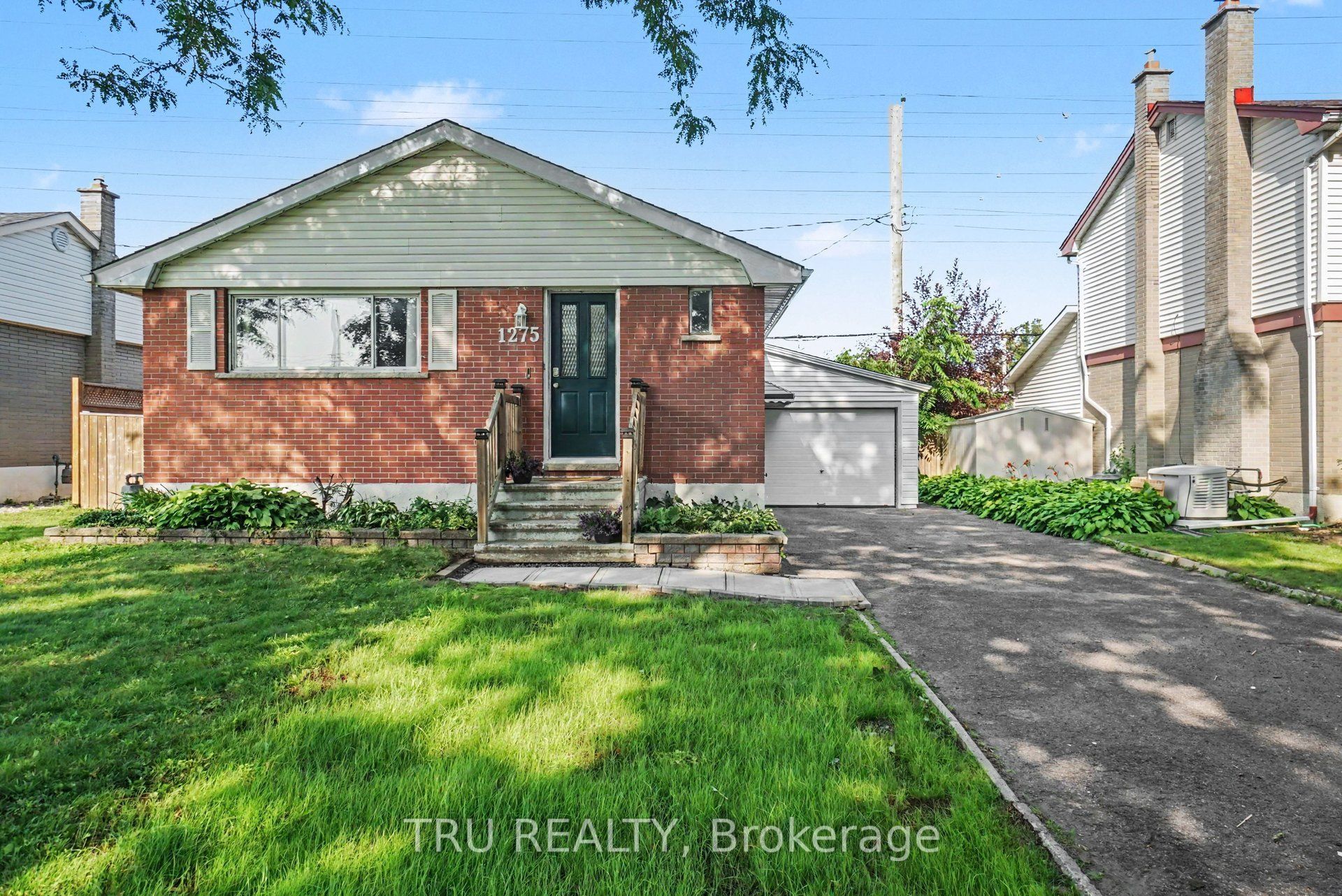 1275 Woodside Drive Property Photo 1