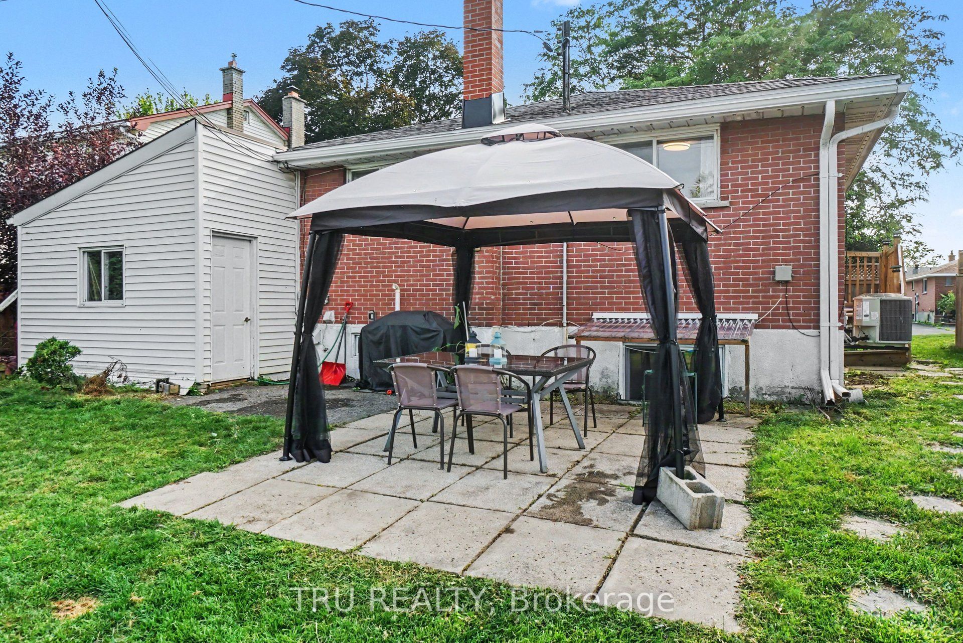 1275 Woodside Drive Property Photo 27