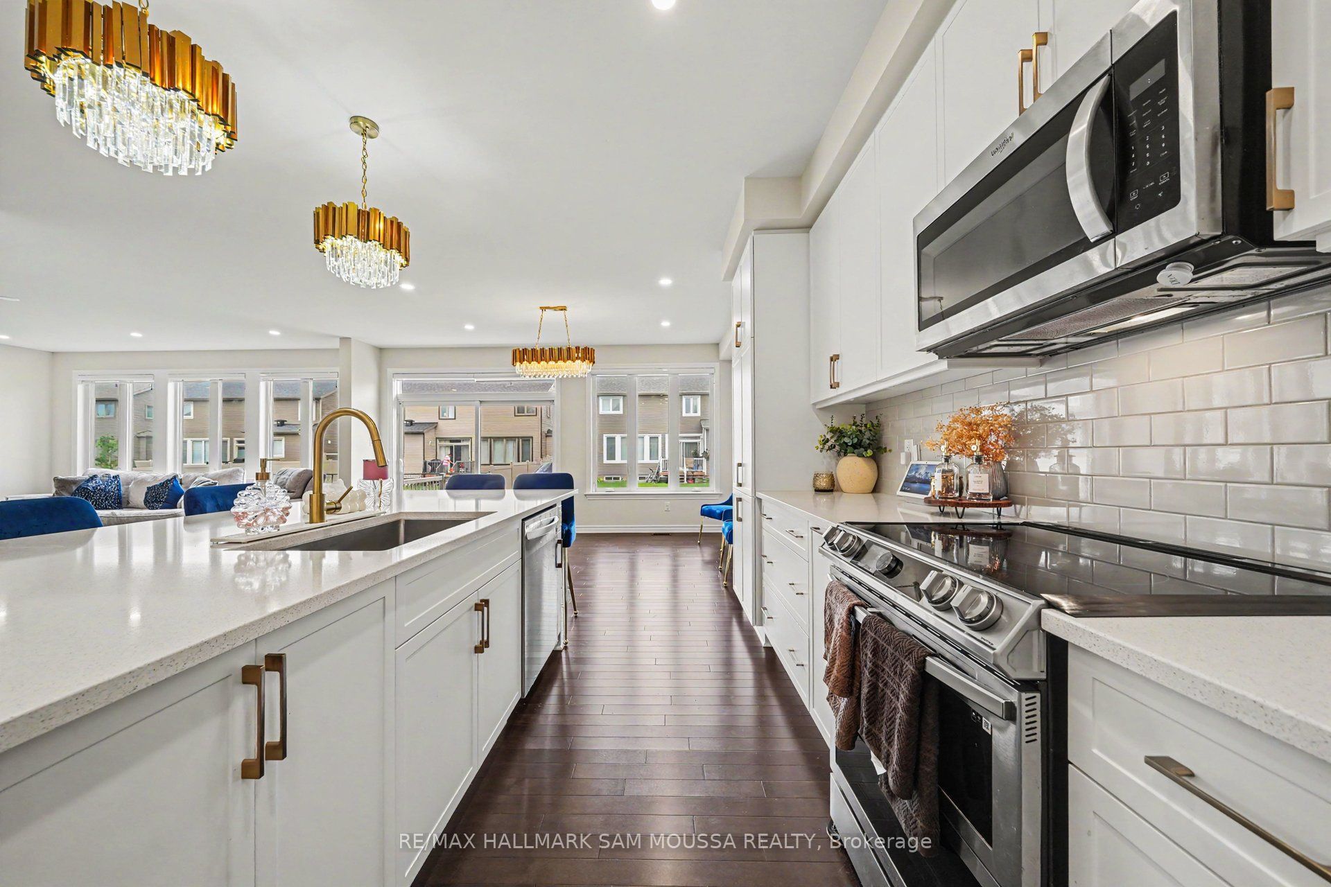 490 Central Park Boulevard Property Photo 12