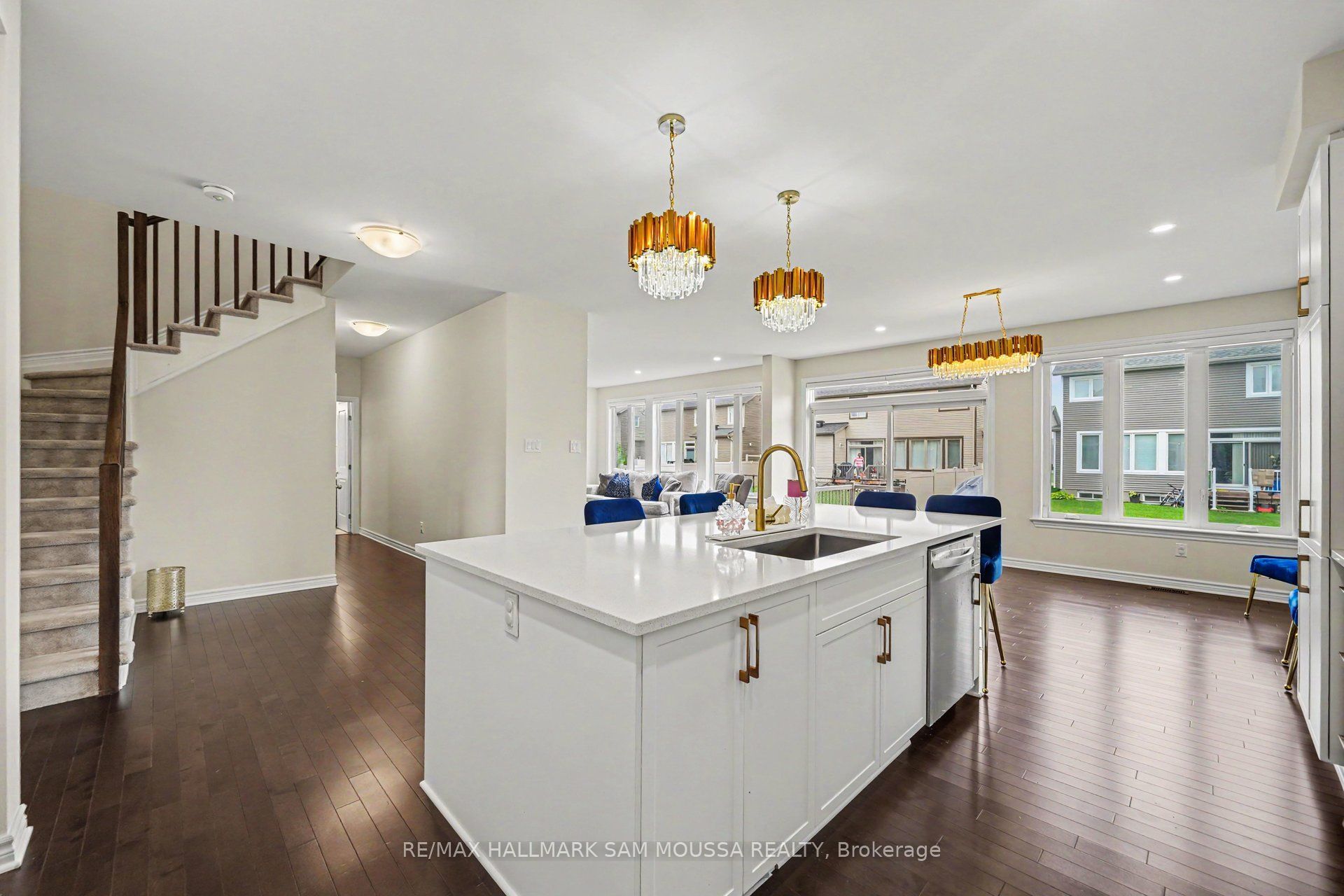 490 Central Park Boulevard Property Photo 13
