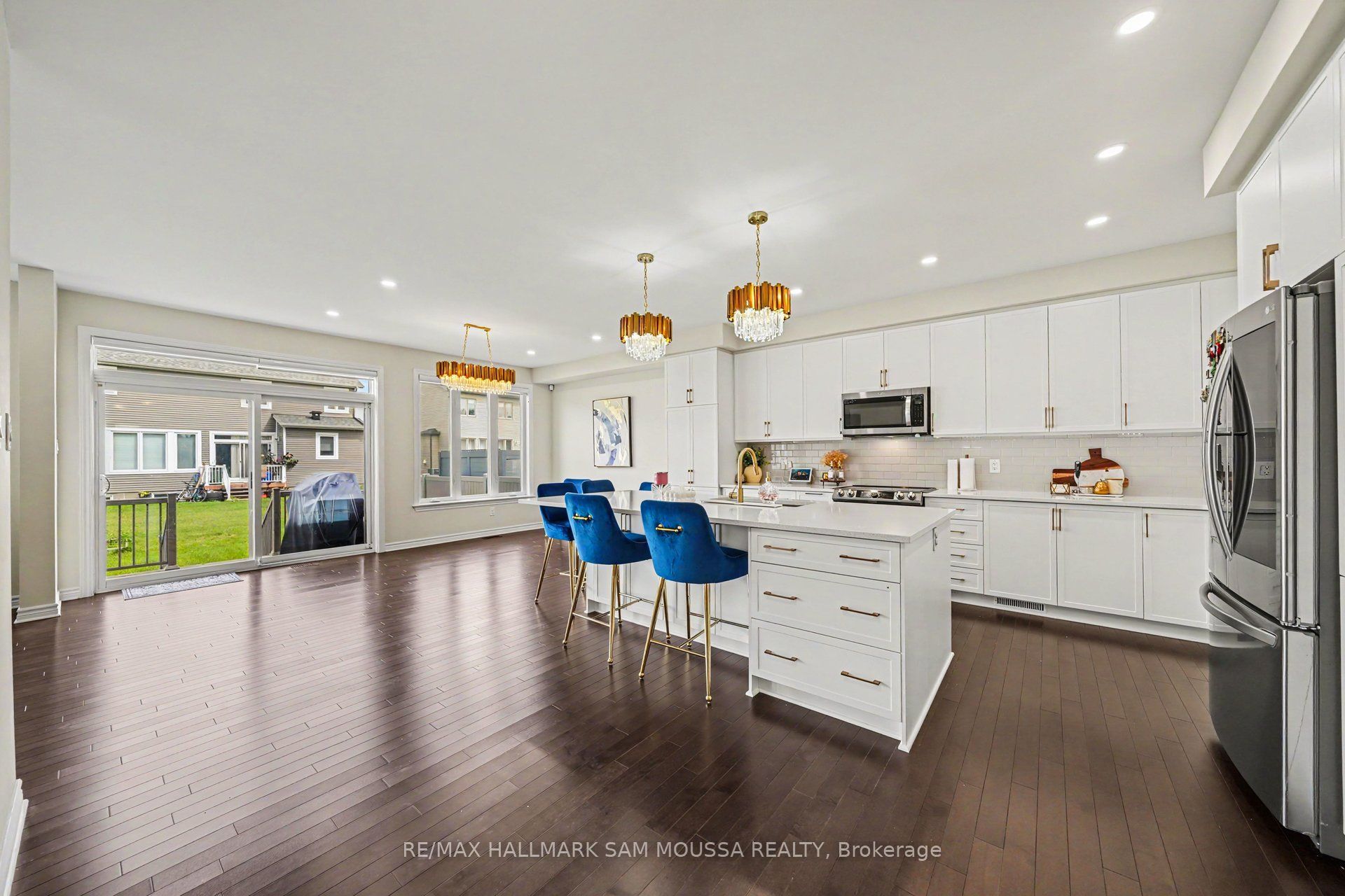 490 Central Park Boulevard Property Photo 14