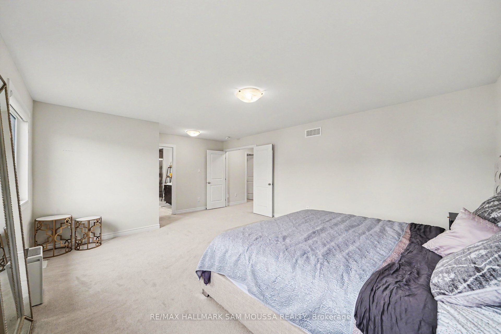 490 Central Park Boulevard Property Photo 28