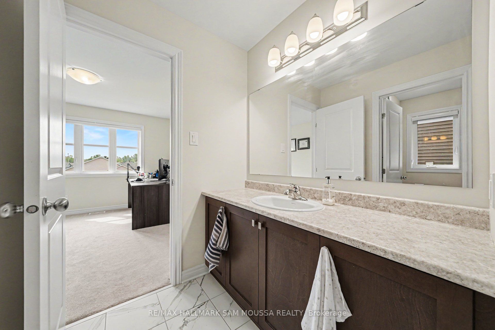 490 Central Park Boulevard Property Photo 41