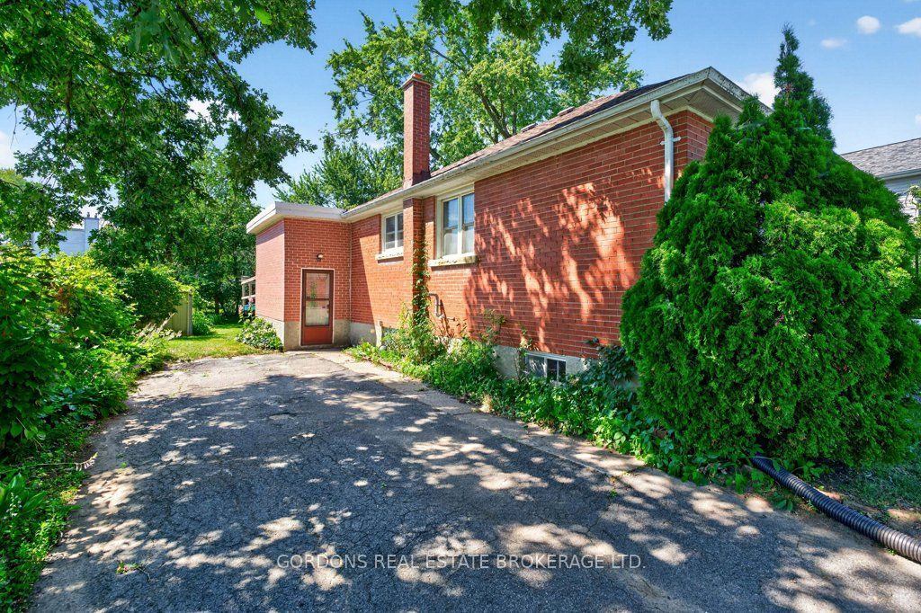 132 Joseph Street Property Photo 11