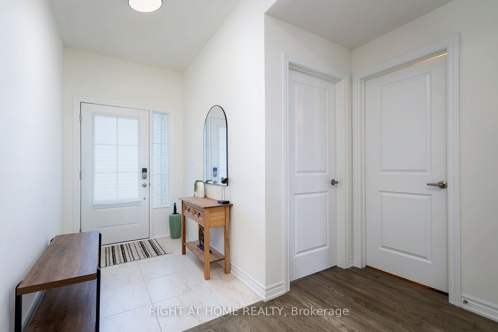 19 Hillcroft Way Property Photo 6