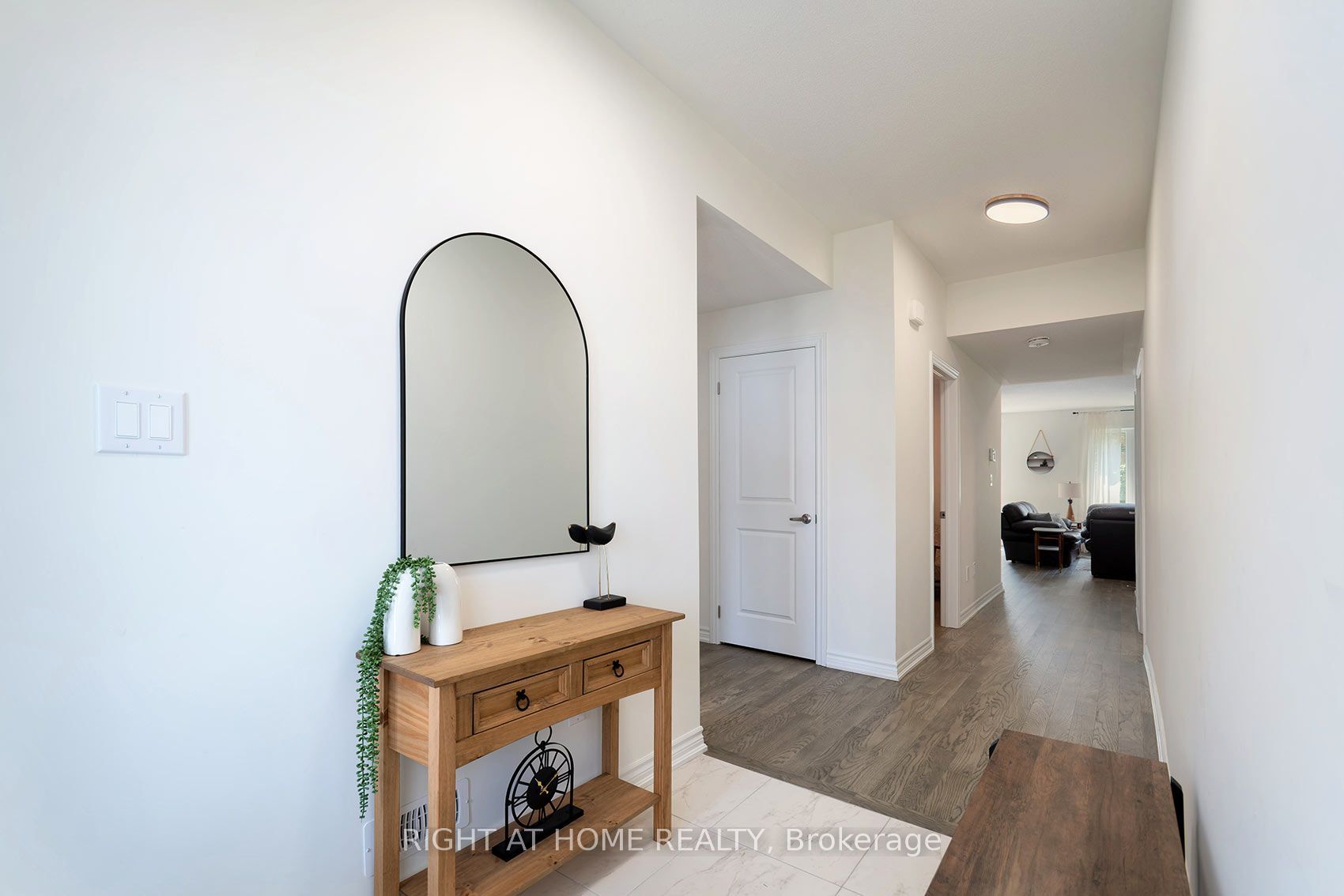 19 Hillcroft Way Property Photo 7