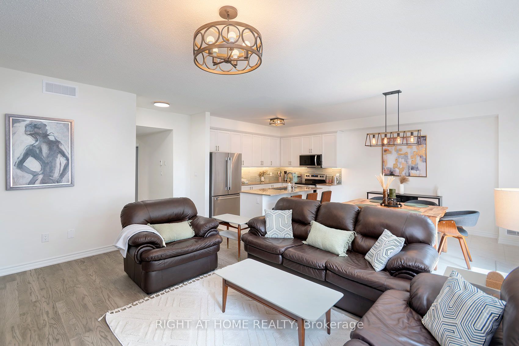 19 Hillcroft Way Property Photo 9