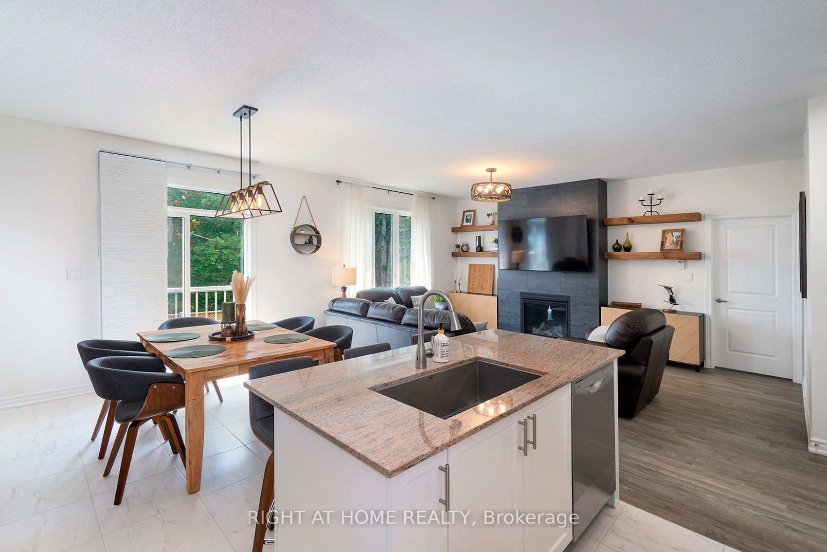 19 Hillcroft Way Property Photo 13