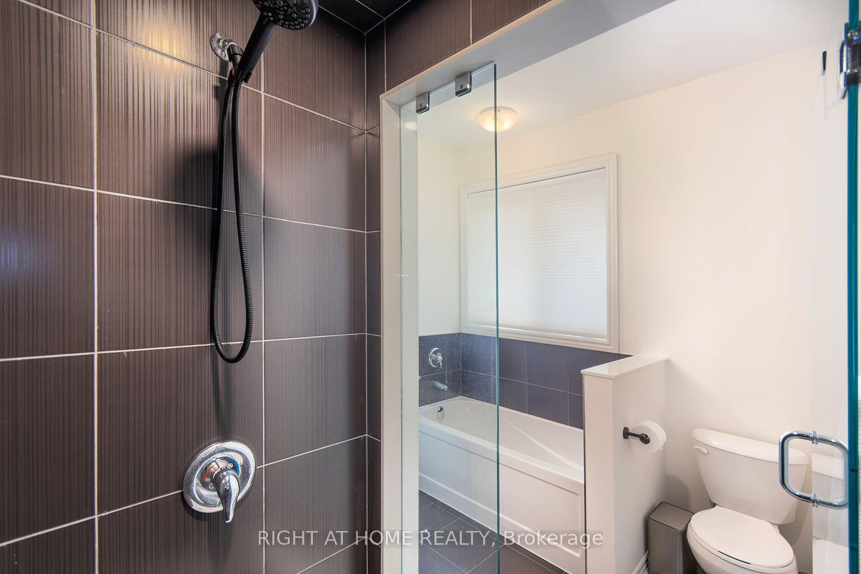 19 Hillcroft Way Property Photo 20