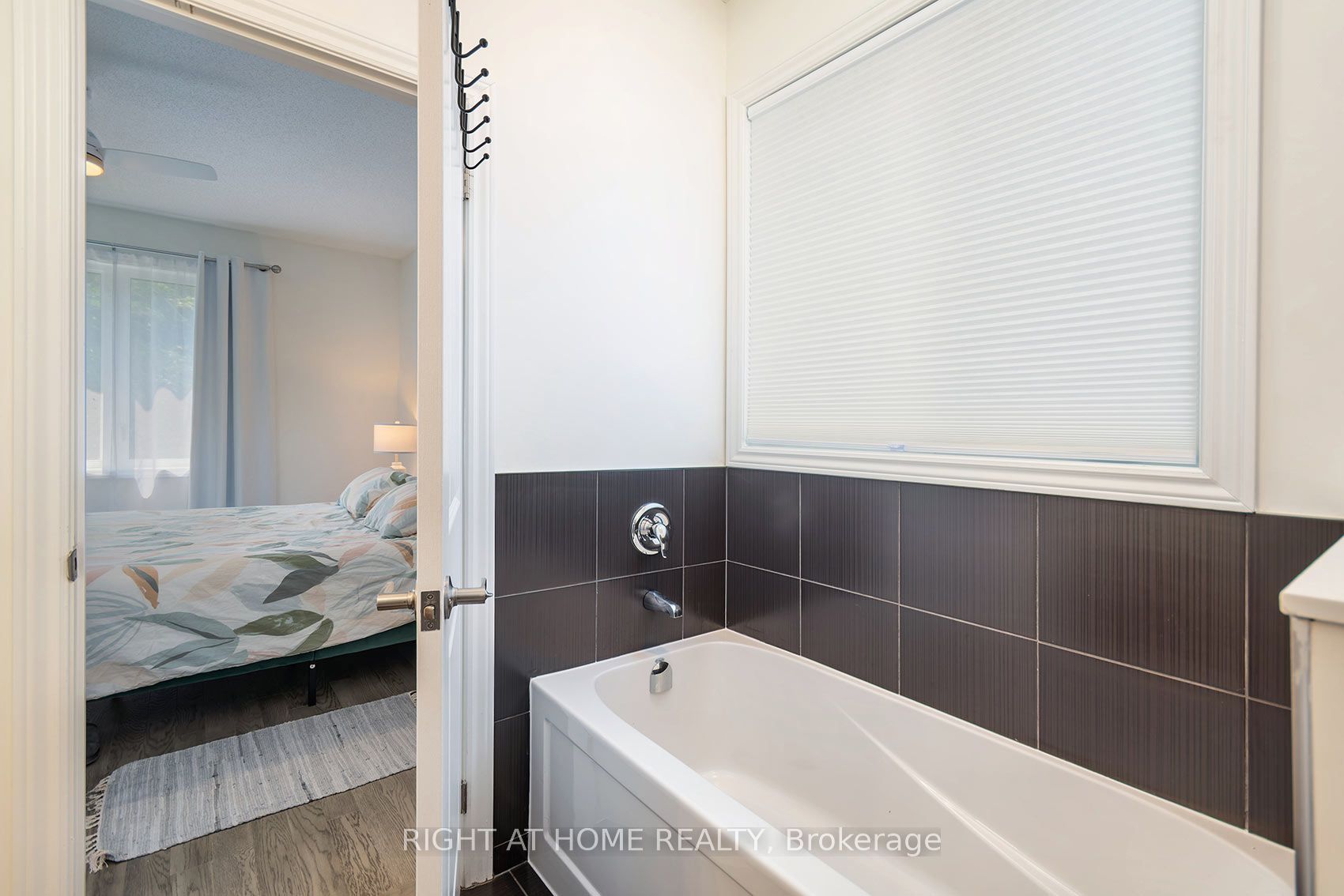 19 Hillcroft Way Property Photo 21