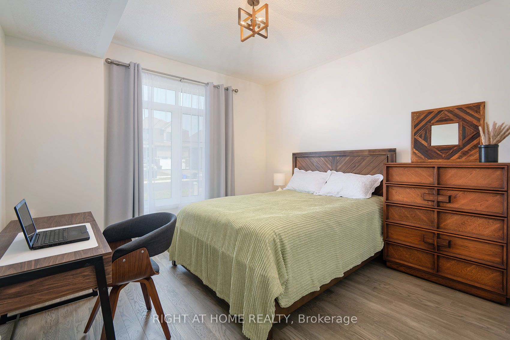19 Hillcroft Way Property Photo 23