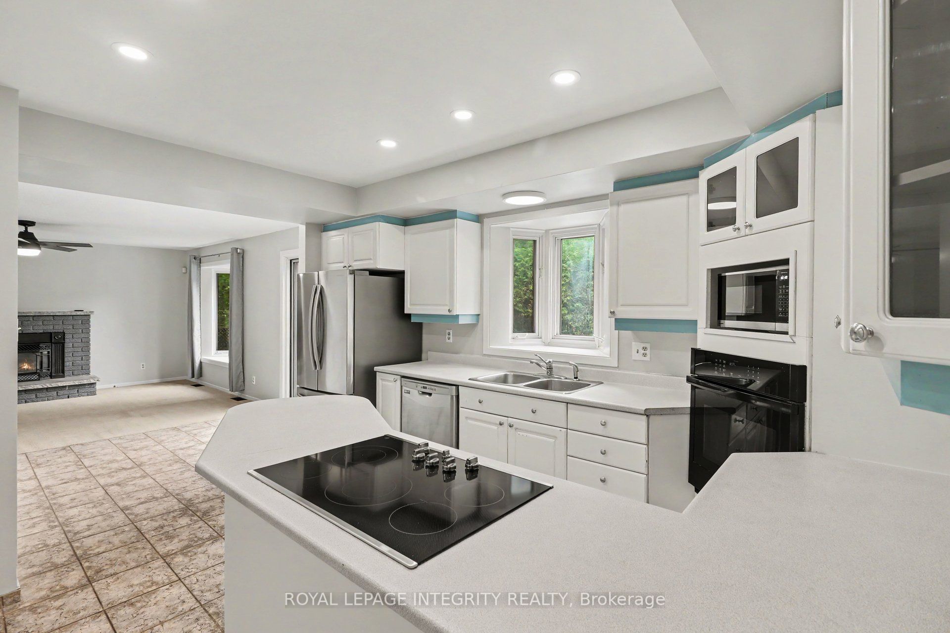1291 Lampman Crescent Property Photo 8