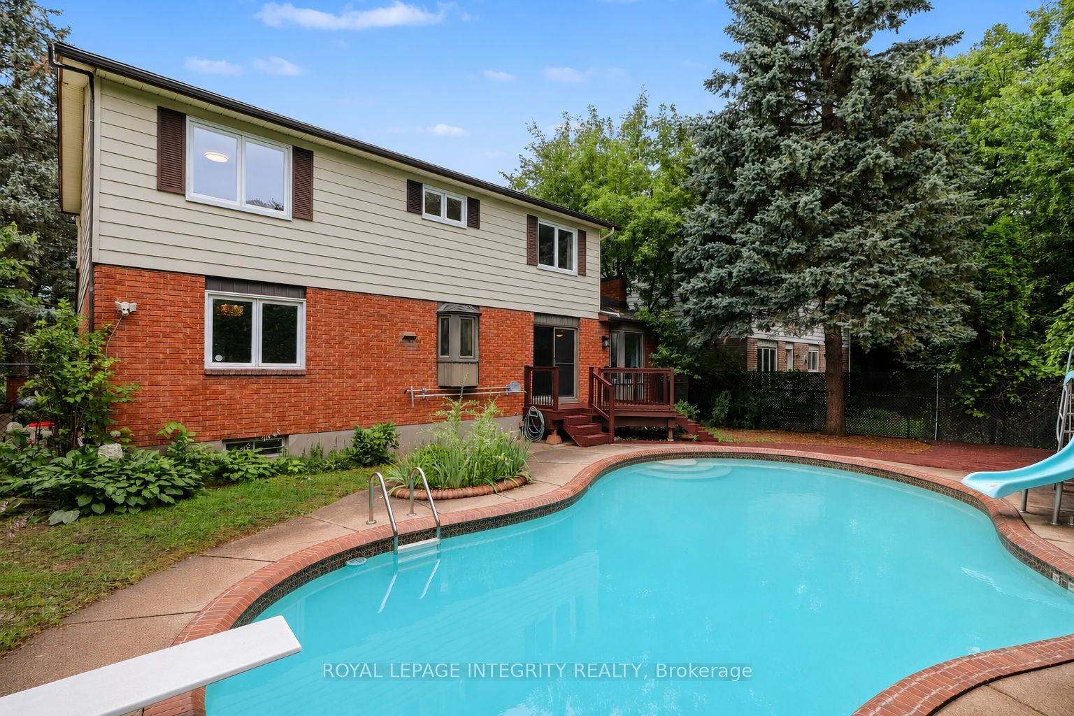 1291 Lampman Crescent Property Photo 29