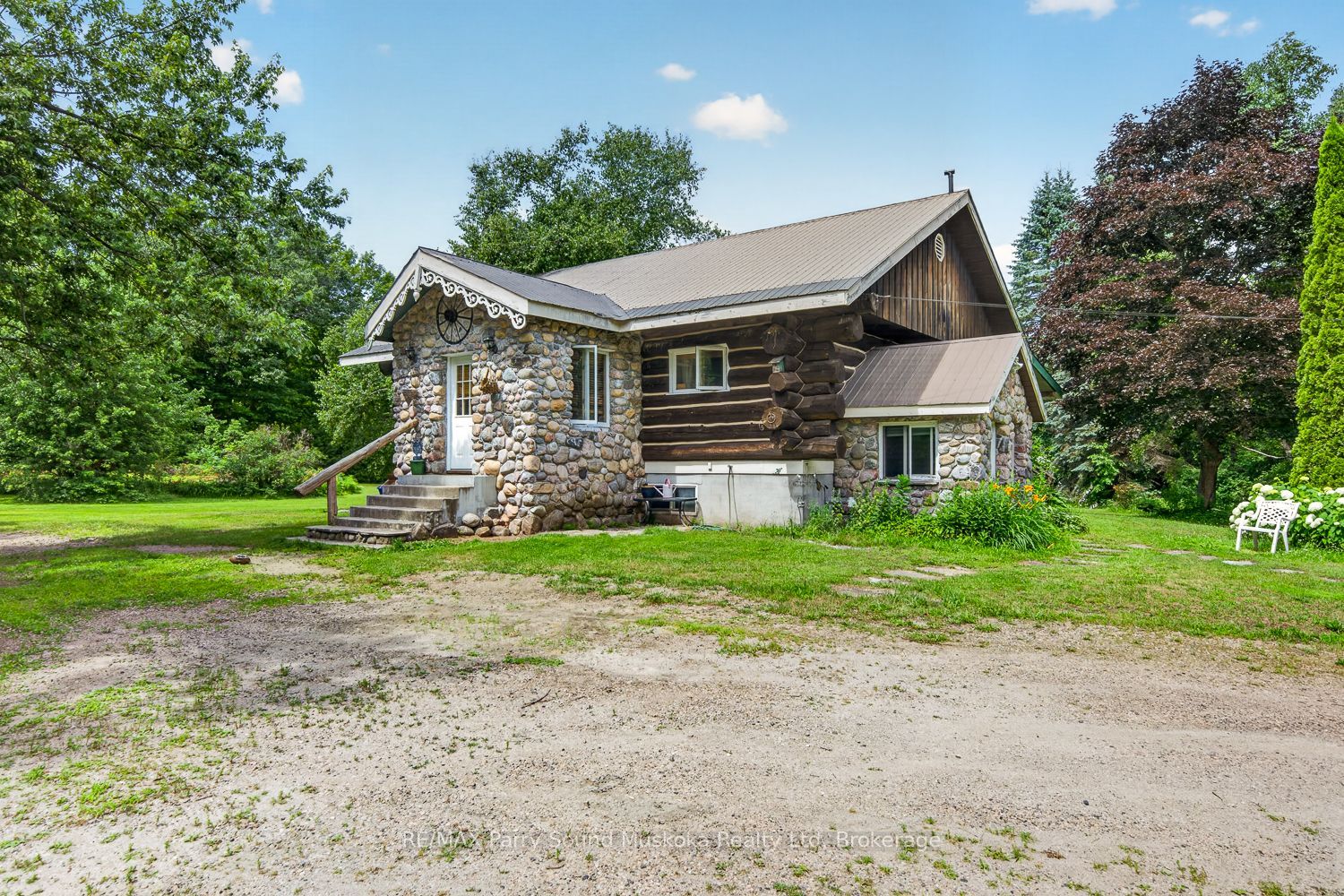 1011 Orange Lodge Road Property Photo 1
