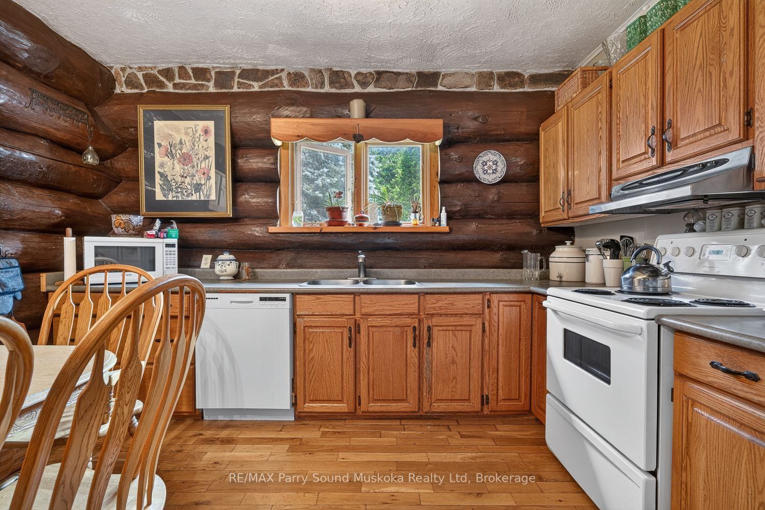 1011 Orange Lodge Road Property Photo 8