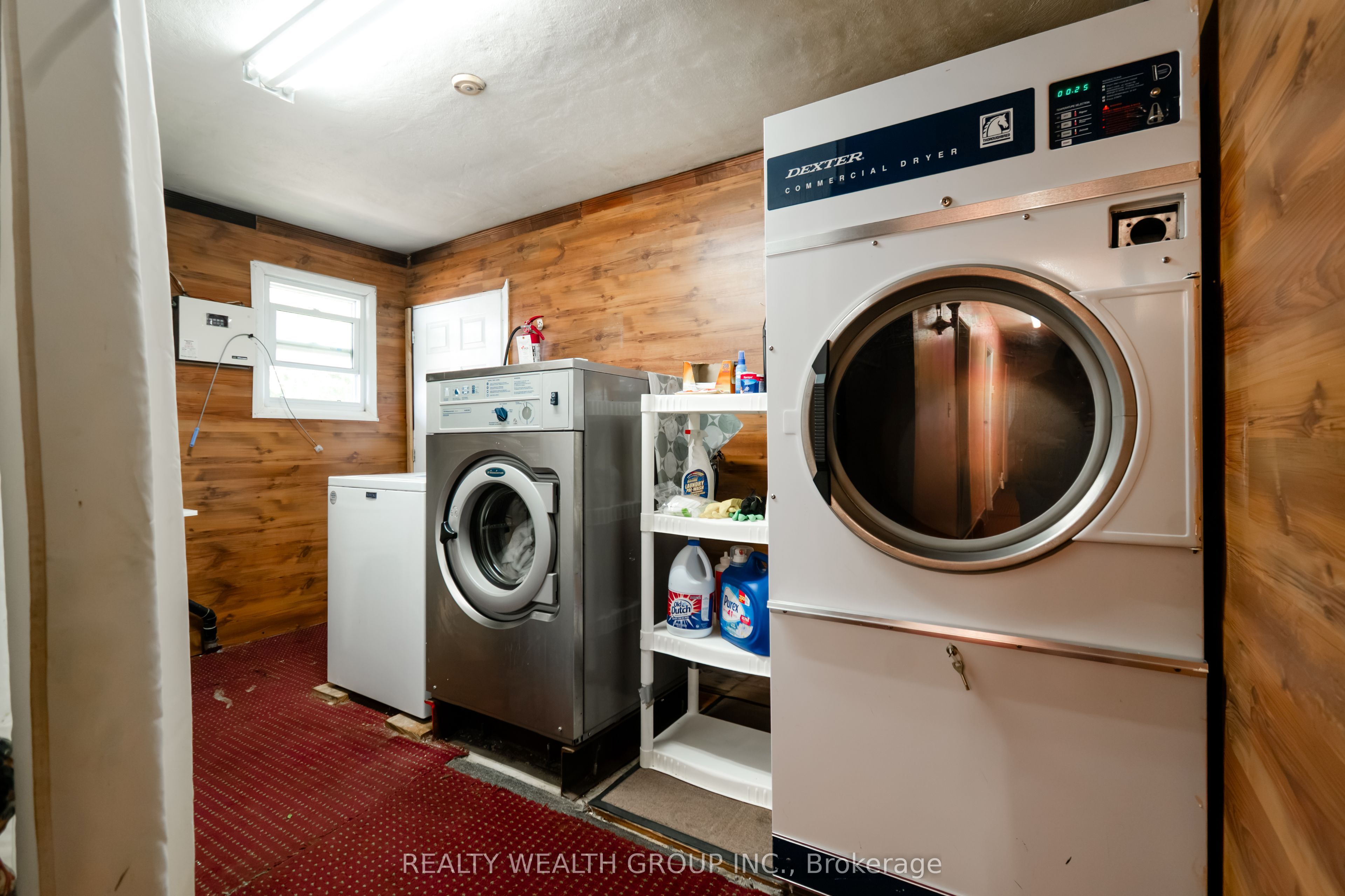 175 Front Street Property Photo 18