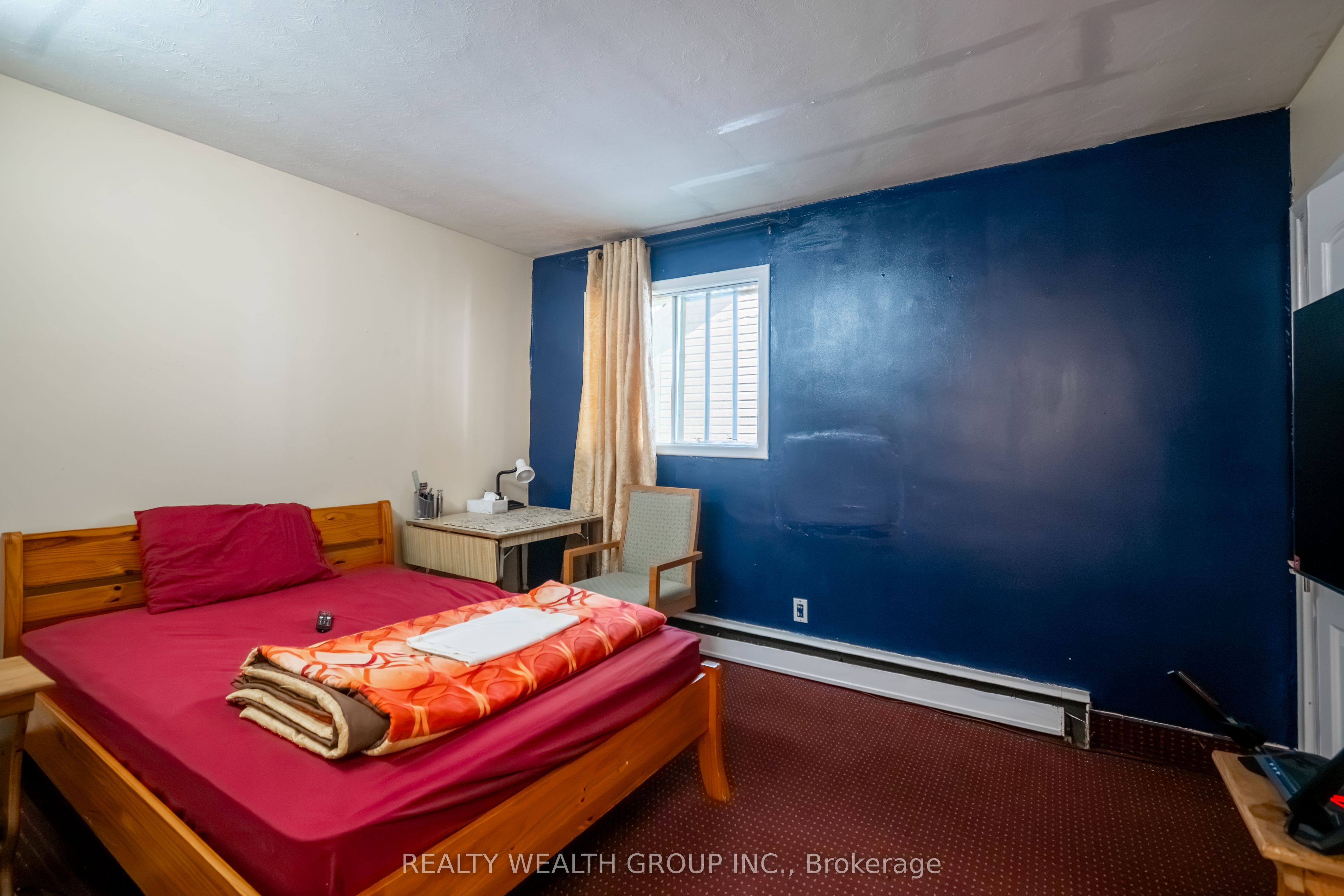 175 Front Street Property Photo 25