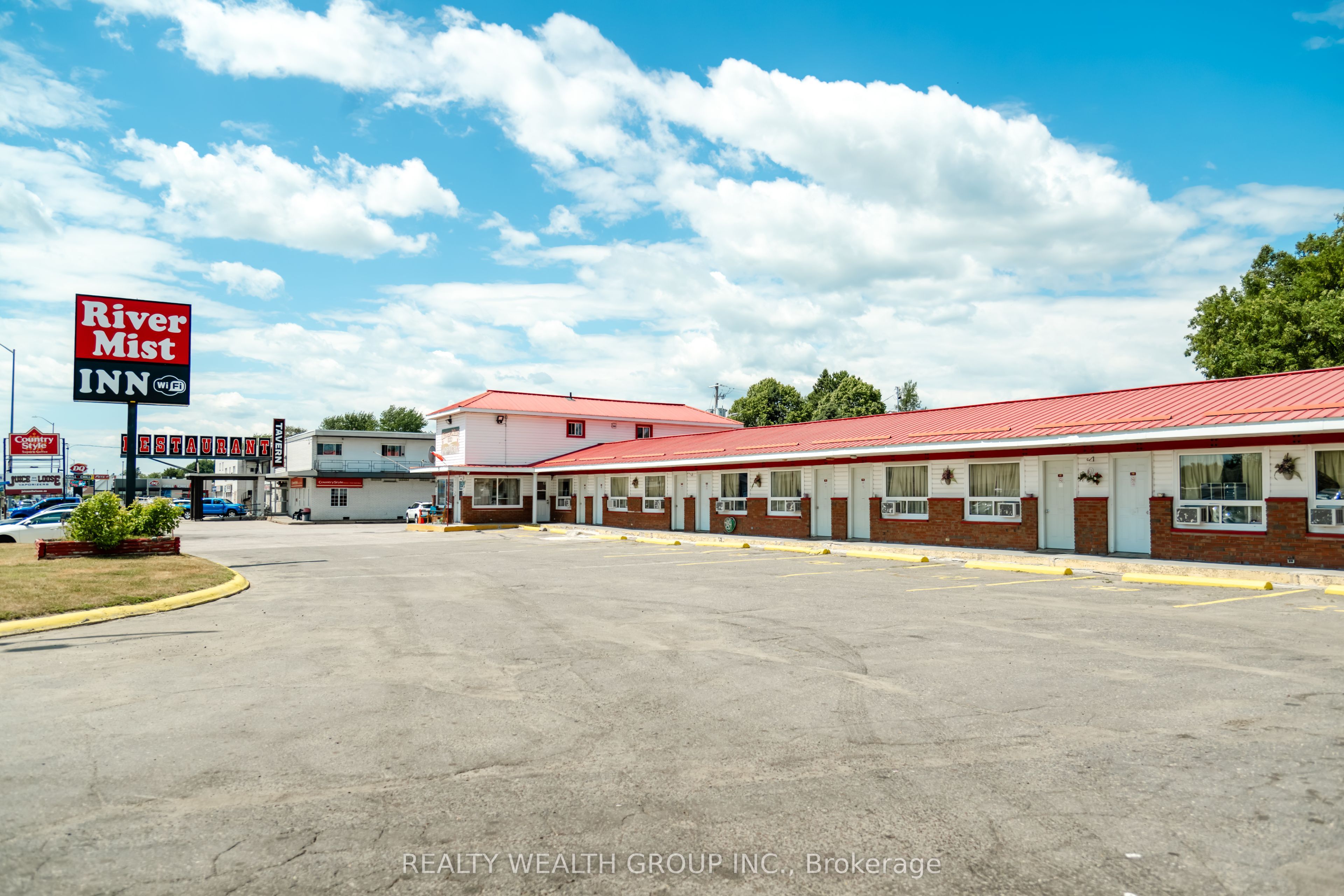 175 Front Street Property Photo 48