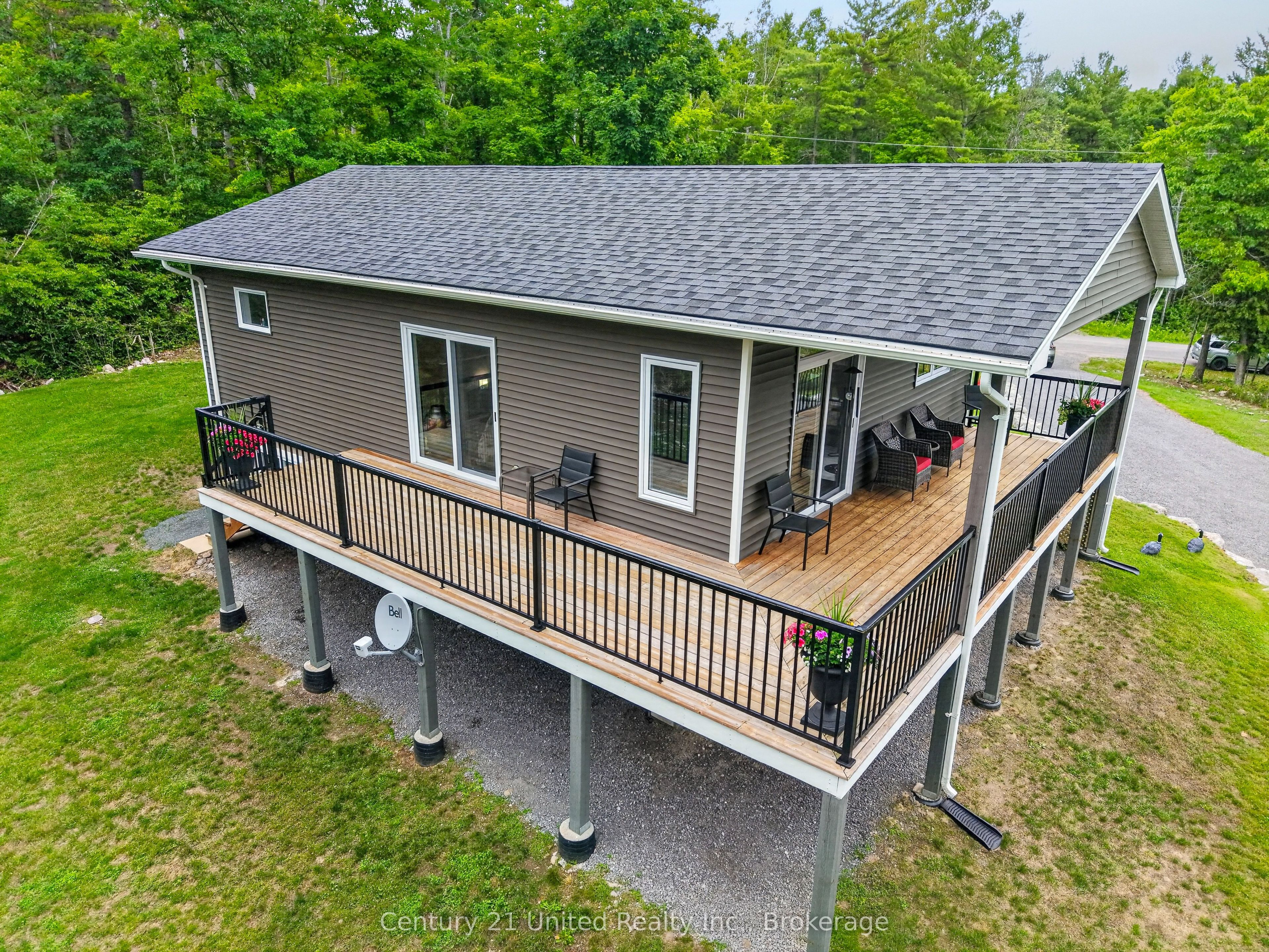 2995 12th Line E Property Photo 5