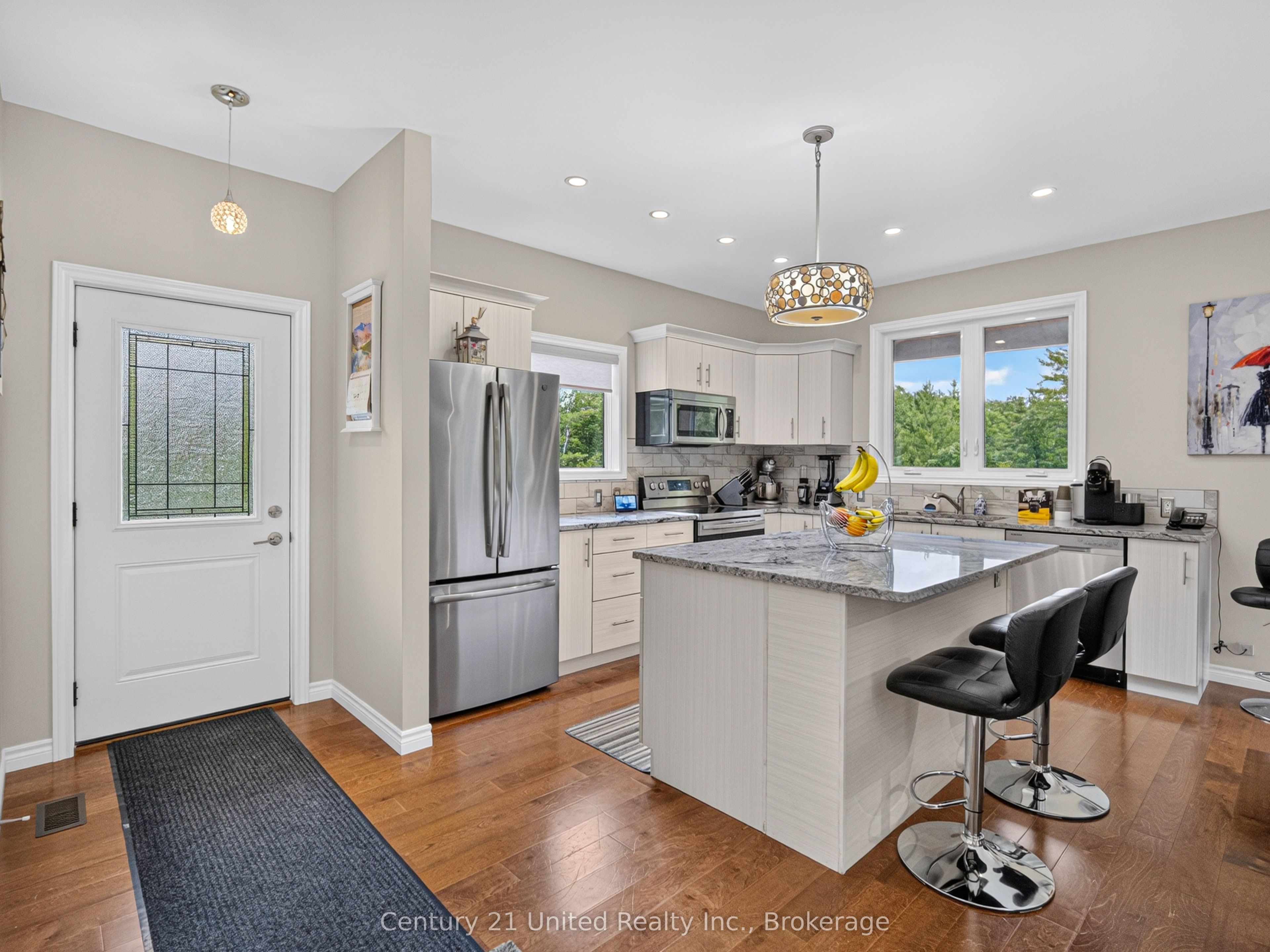 2995 12th Line E Property Photo 9