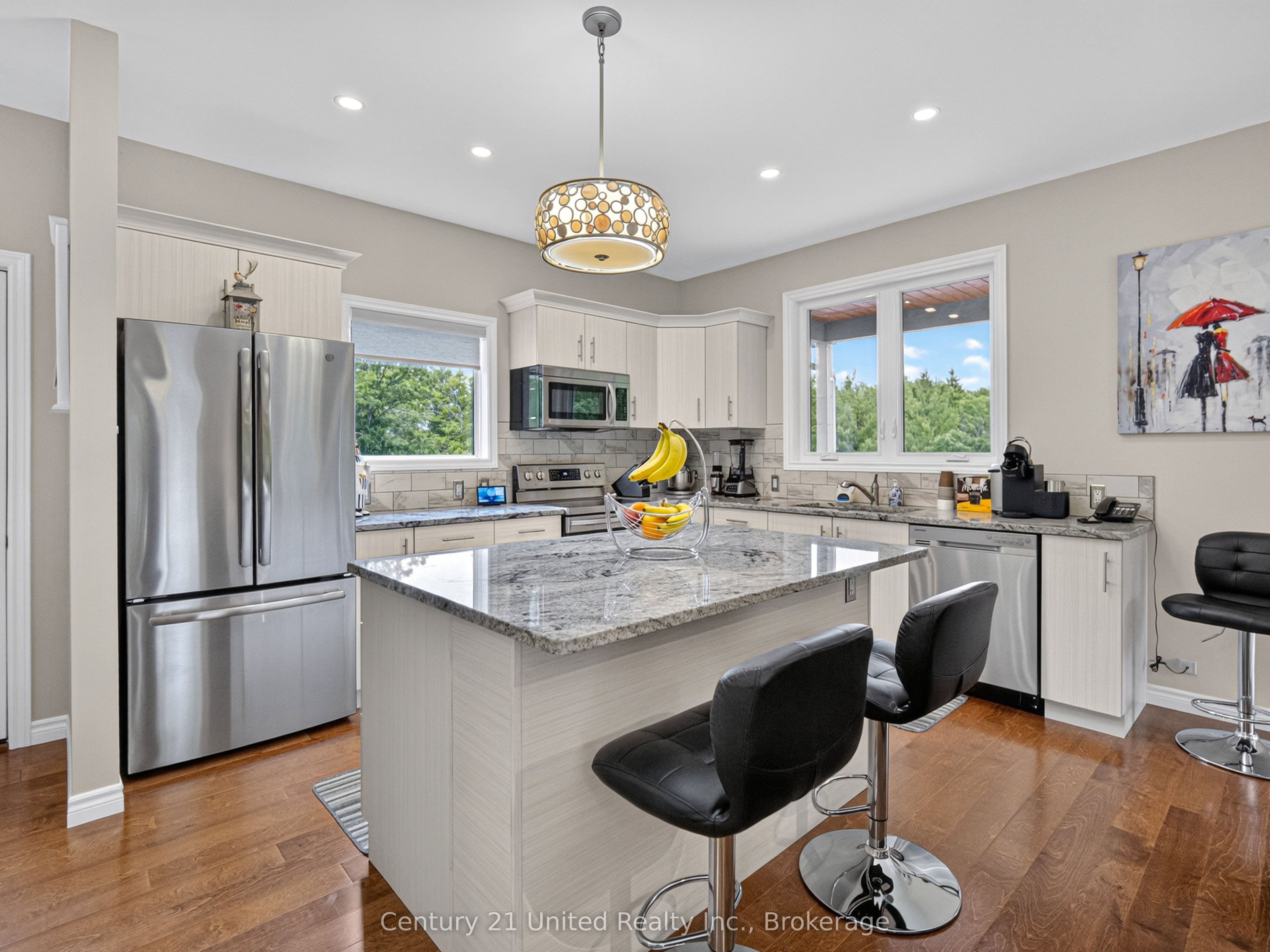 2995 12th Line E Property Photo 10
