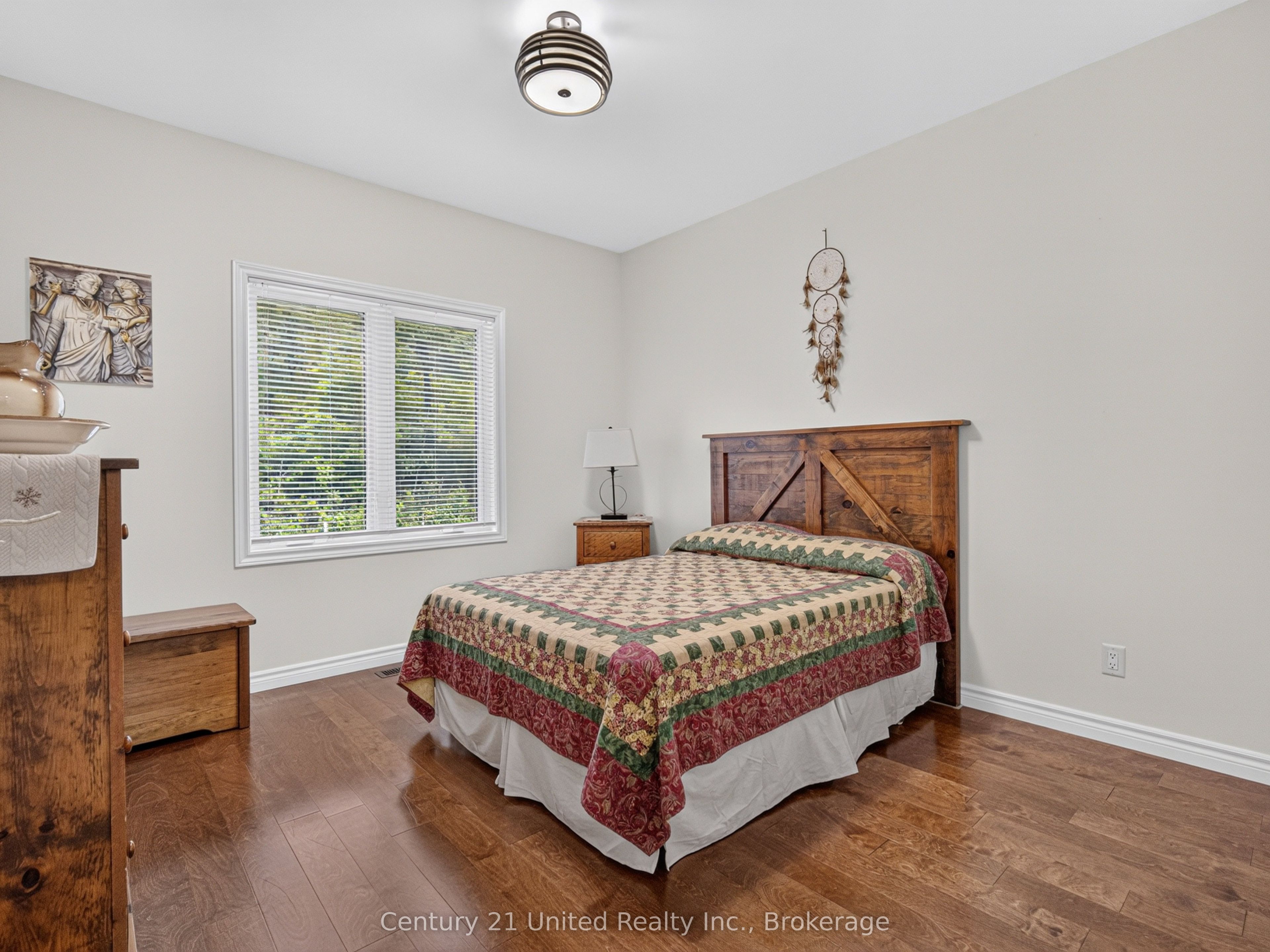 2995 12th Line E Property Photo 20