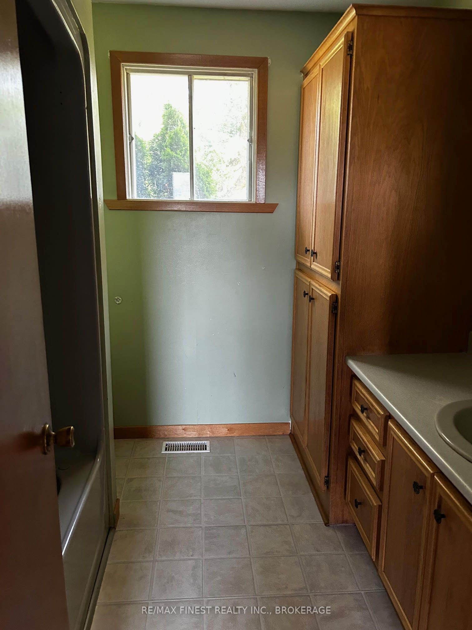 220 Eden Grove Road Property Photo 7