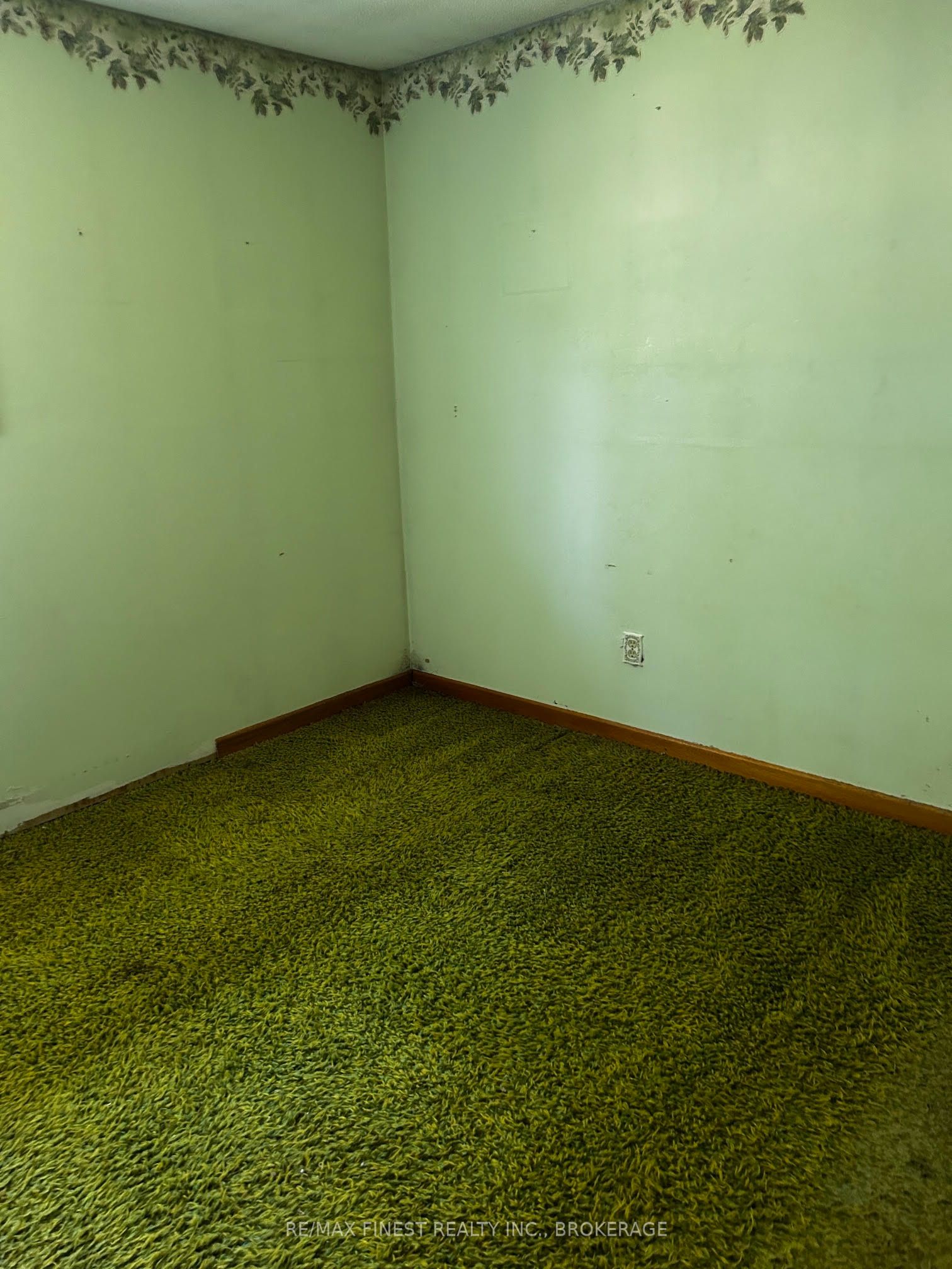 220 Eden Grove Road Property Photo 10