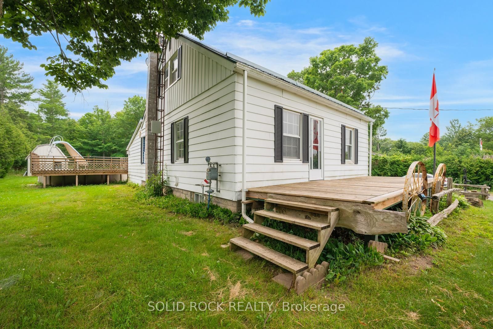8699 Dale Road Property Photo 2