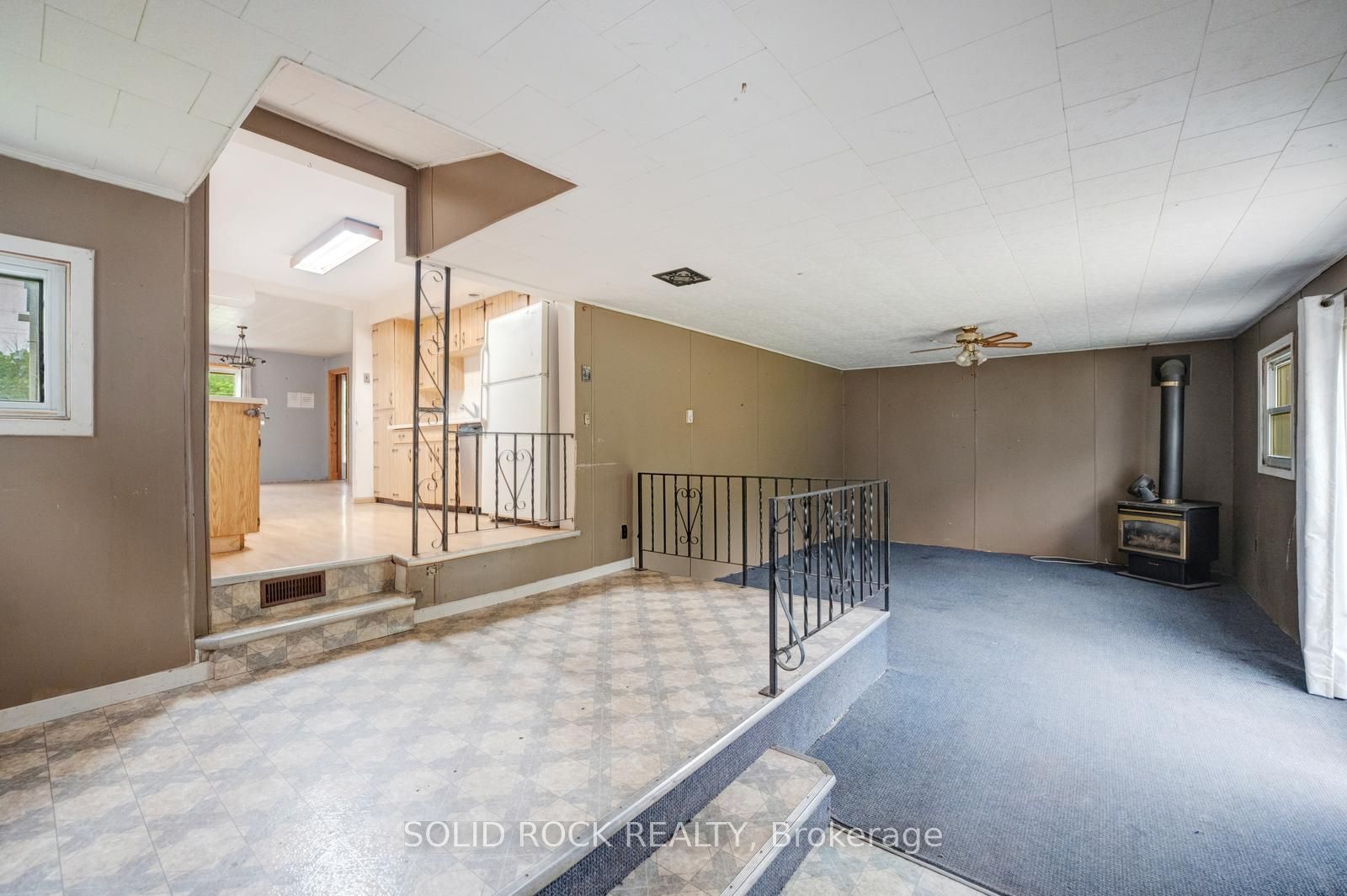 8699 Dale Road Property Photo 6
