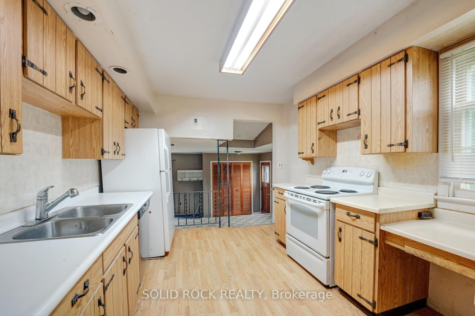 8699 Dale Road Property Photo 11