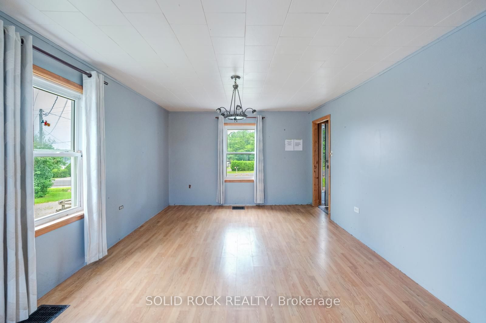 8699 Dale Road Property Photo 12