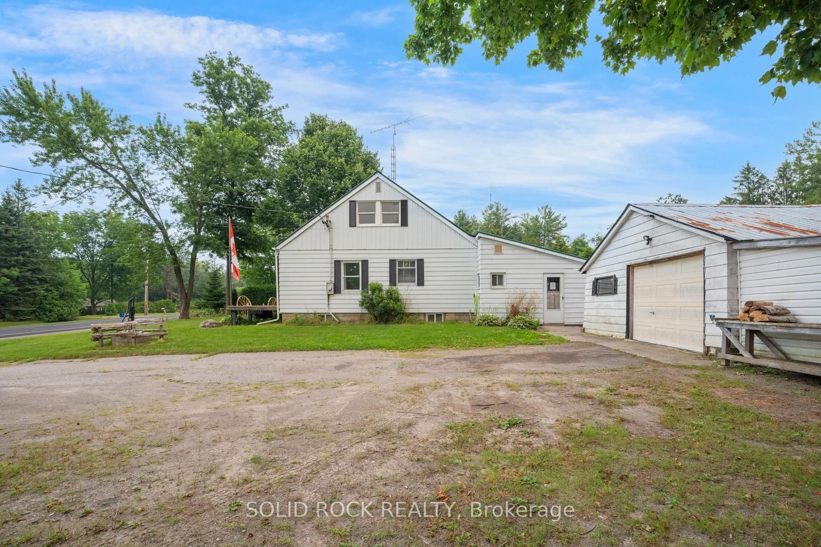 8699 Dale Road Property Photo 23