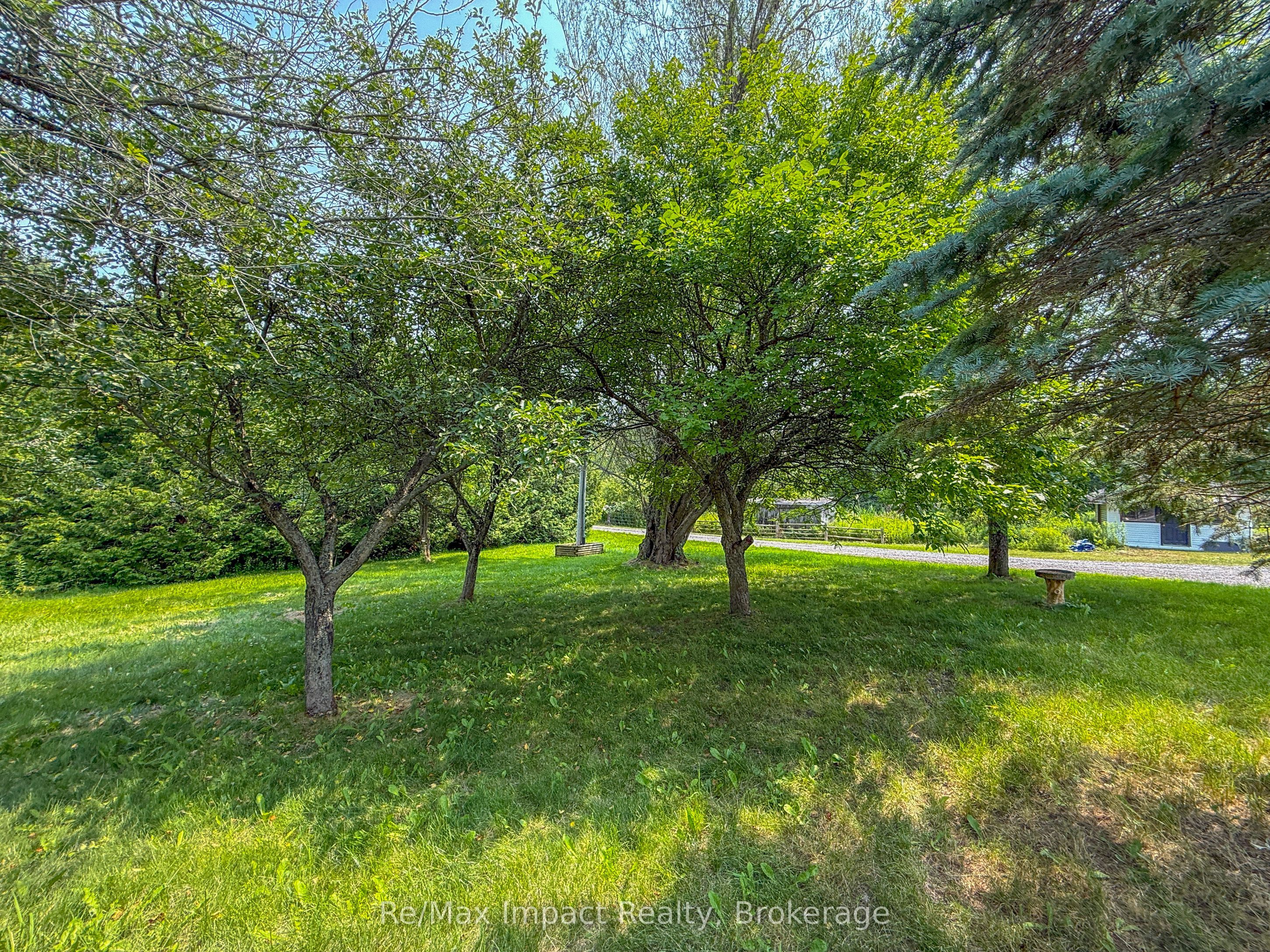 1004 Broomfield Road Property Photo 8