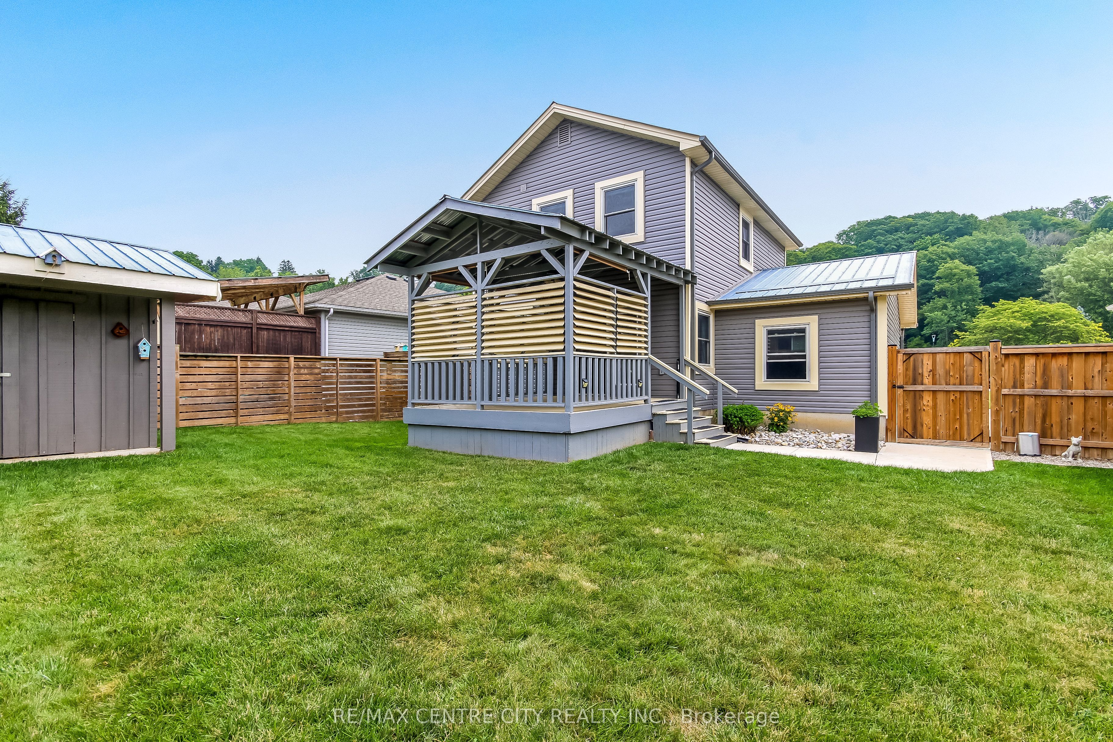 308 Selbourne Drive Property Photo 34