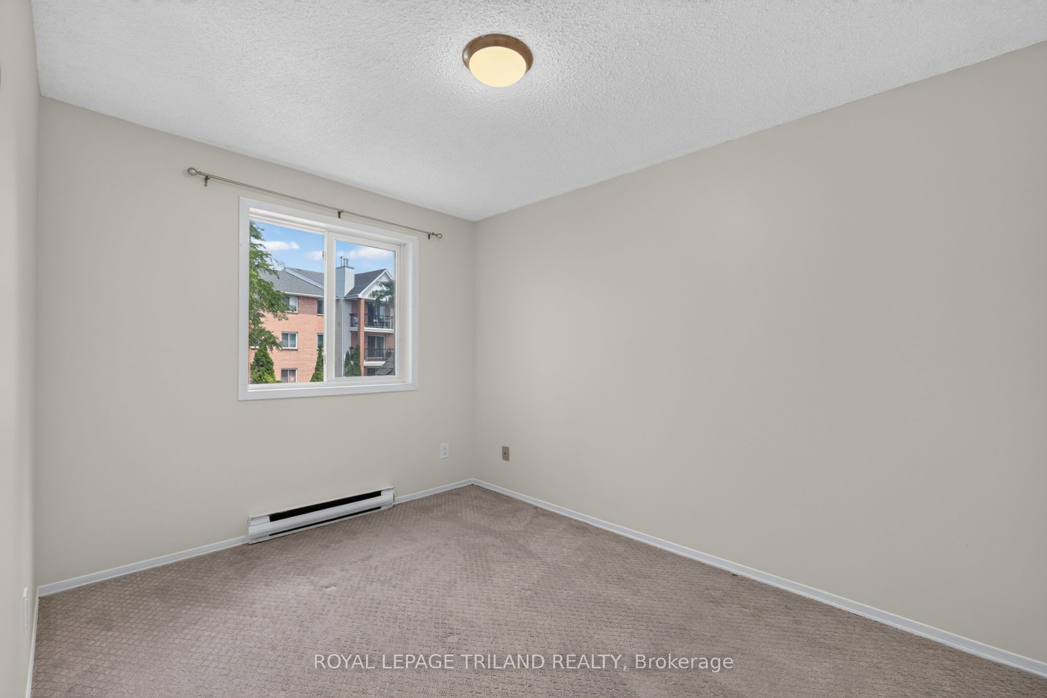 1096 Jalna Boulevard 130 Property Photo 14