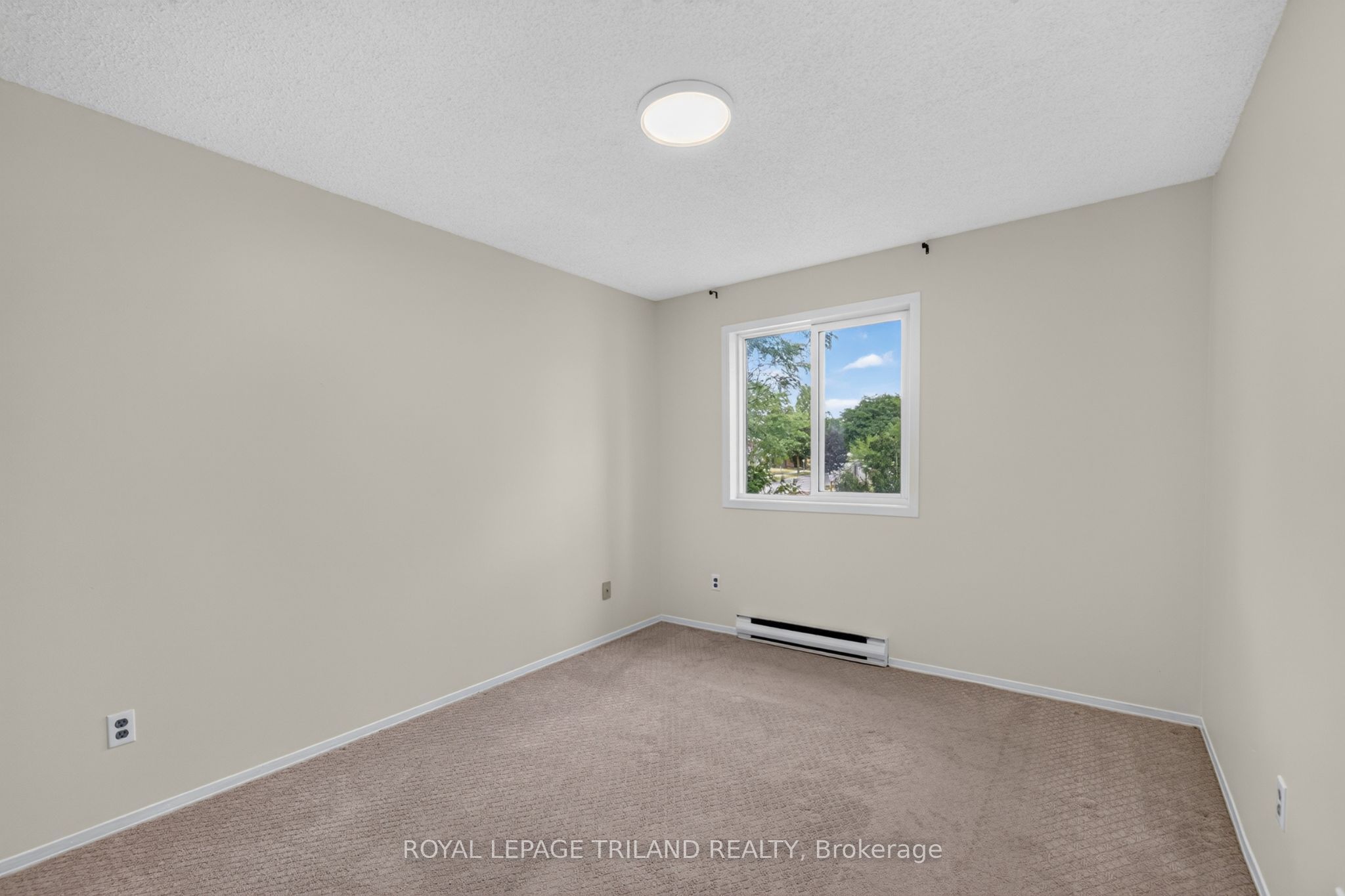 1096 Jalna Boulevard 130 Property Photo 15