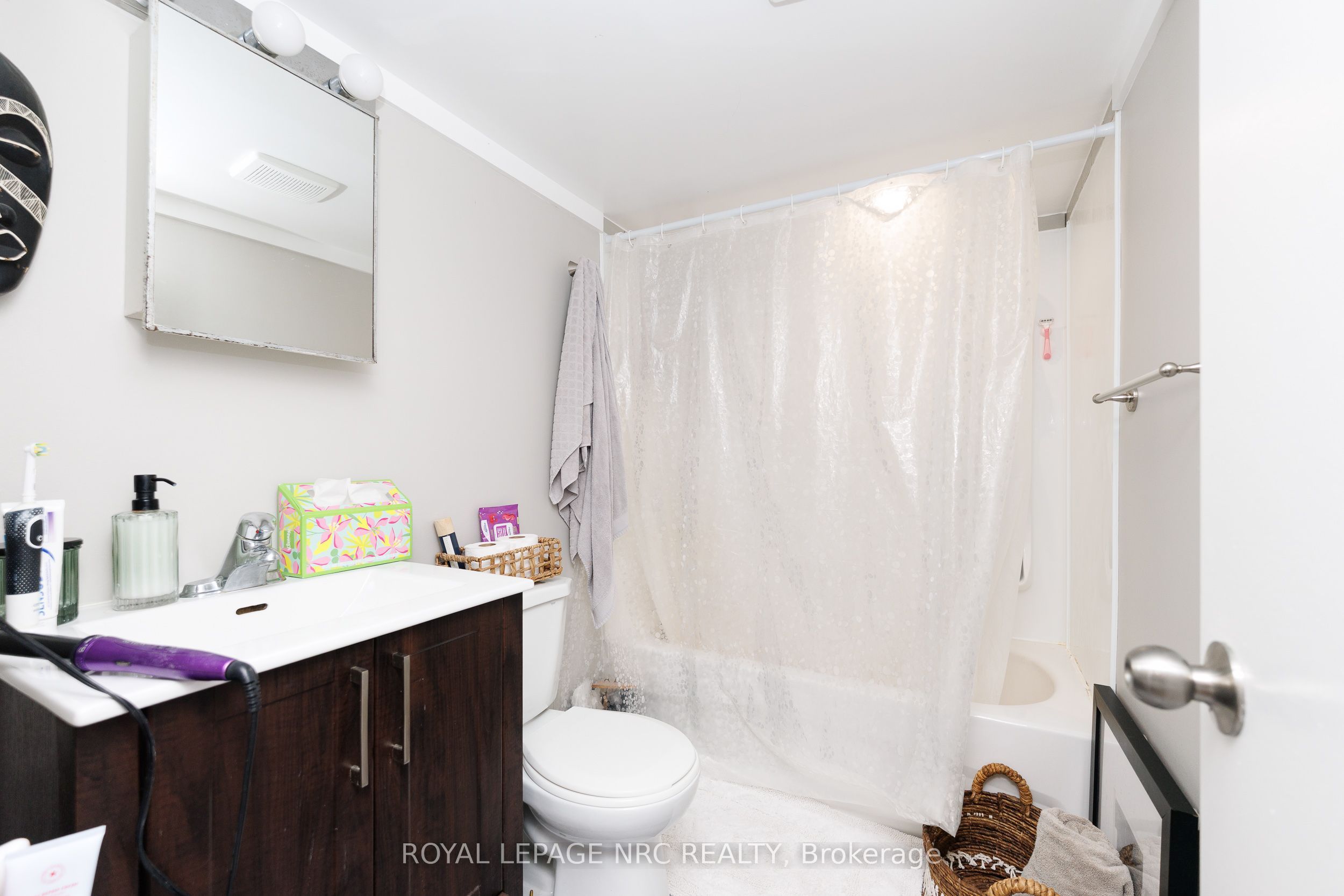 199 Russell Avenue Property Photo 19