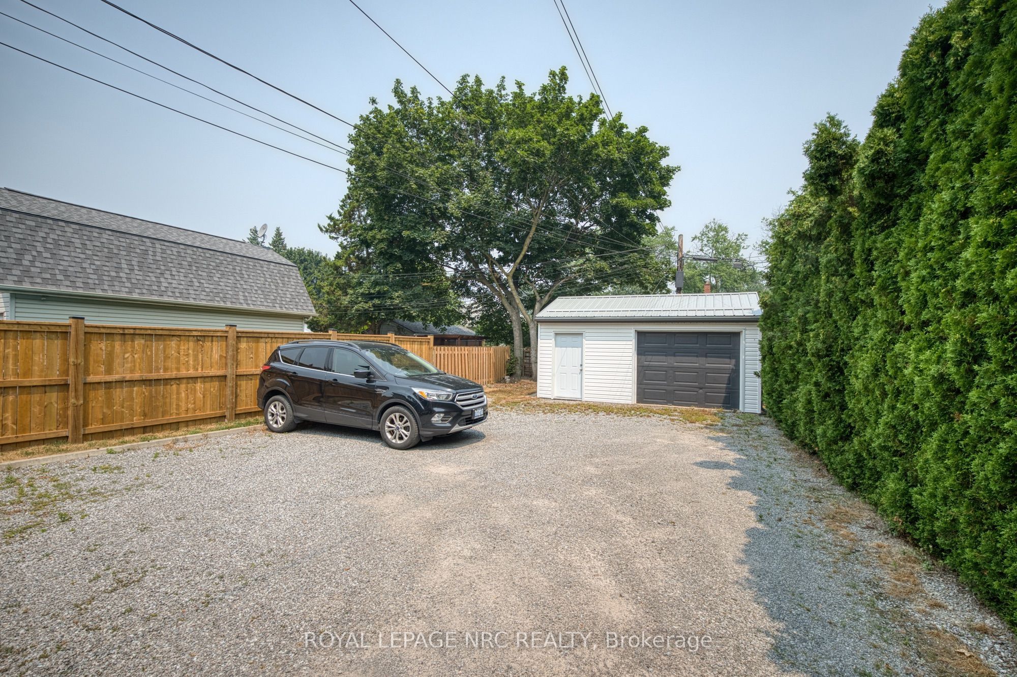 199 Russell Avenue Property Photo 27