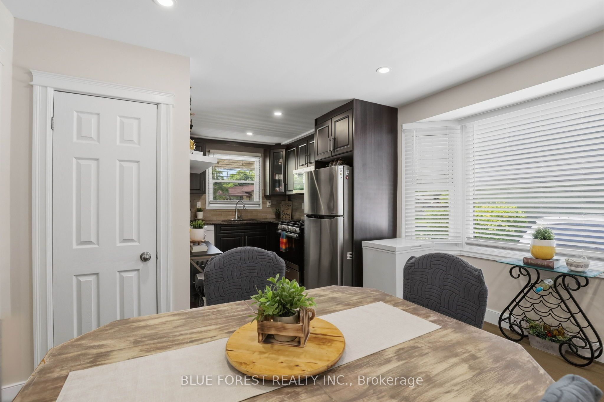 11 Hillsborough Road Property Photo 10