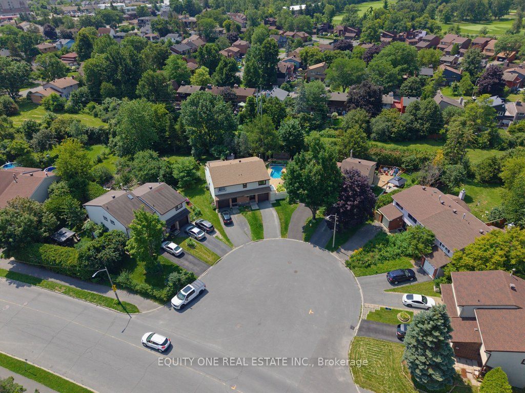 3380 Uplands Drive Property Photo 4