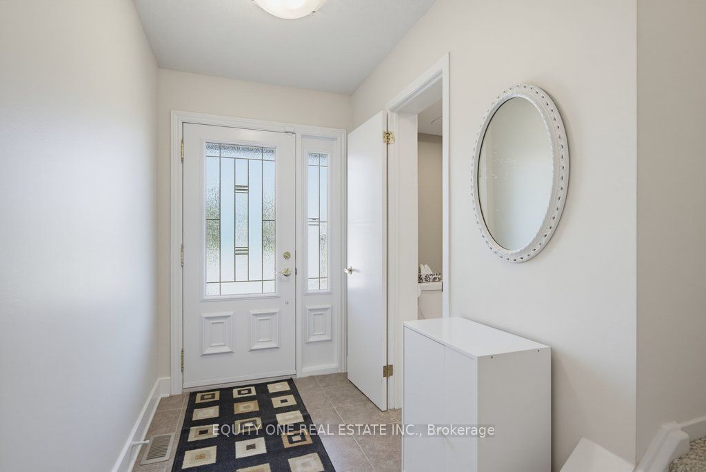 3380 Uplands Drive Property Photo 8