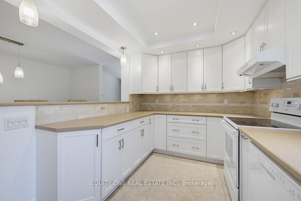 3380 Uplands Drive Property Photo 17