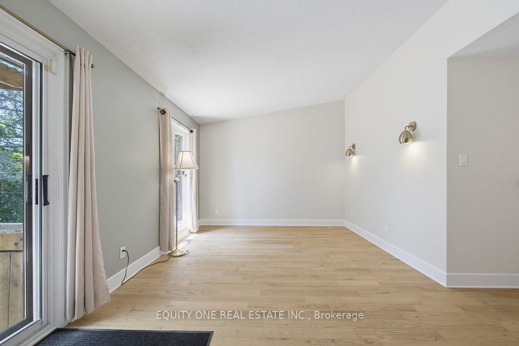 3380 Uplands Drive Property Photo 23