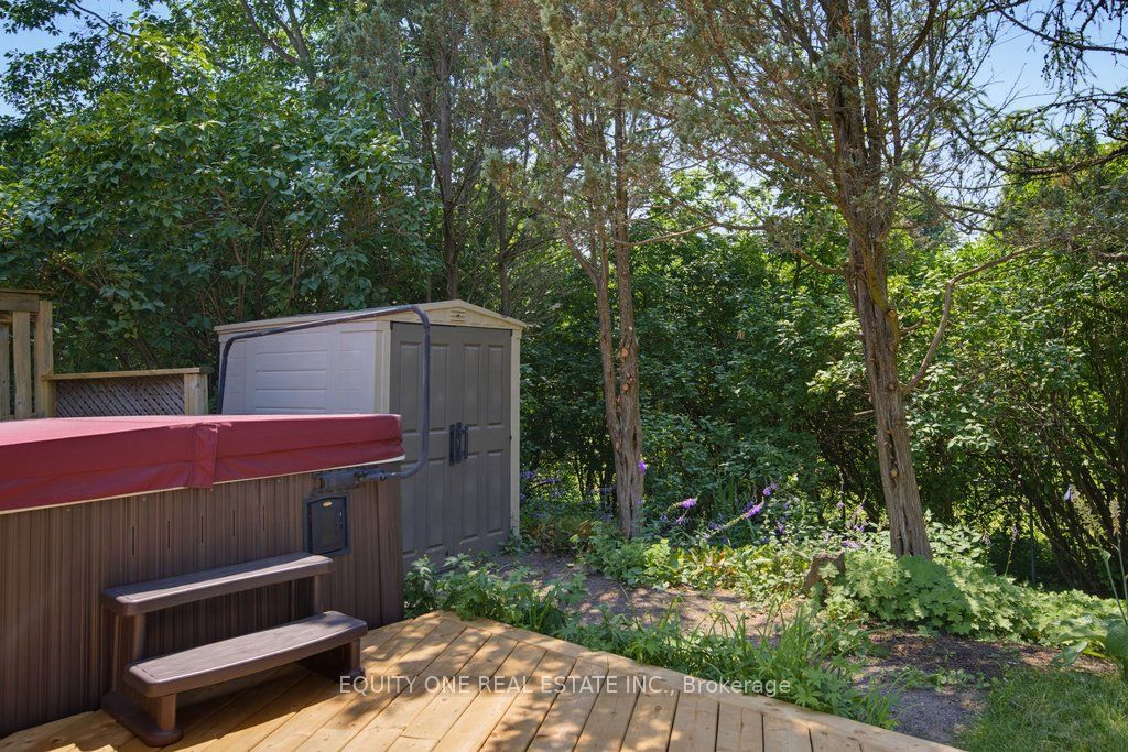 3380 Uplands Drive Property Photo 42