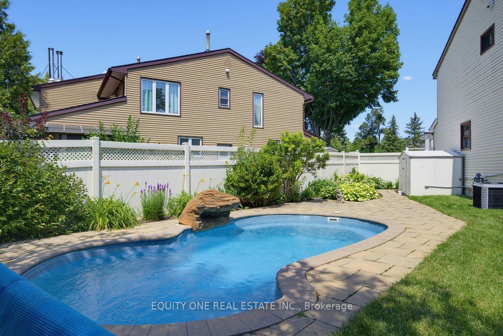 3380 Uplands Drive Property Photo 44